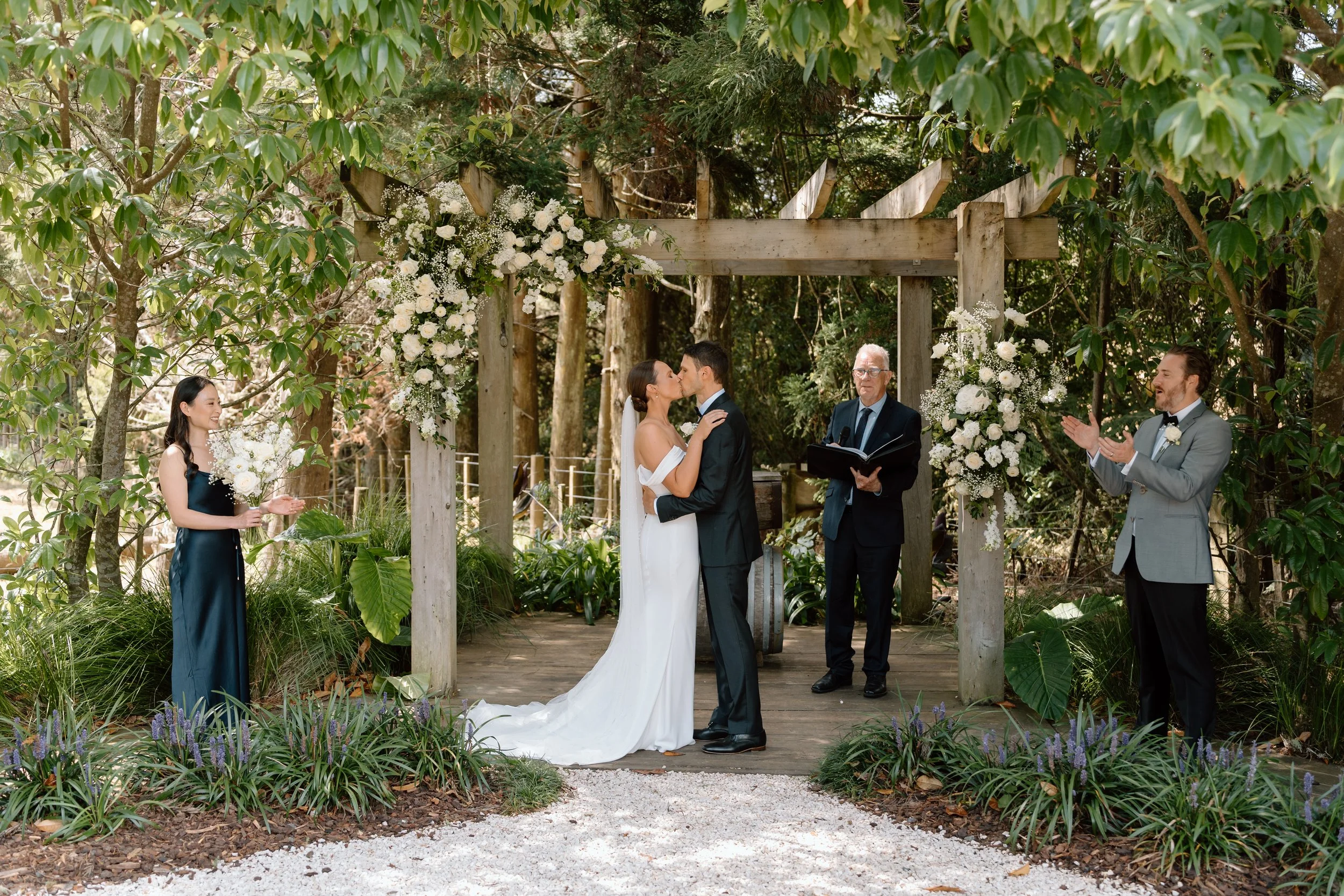 Kate&David_Kumeu-Valley-Estate-Auckland-Wedding-Photography42.jpg