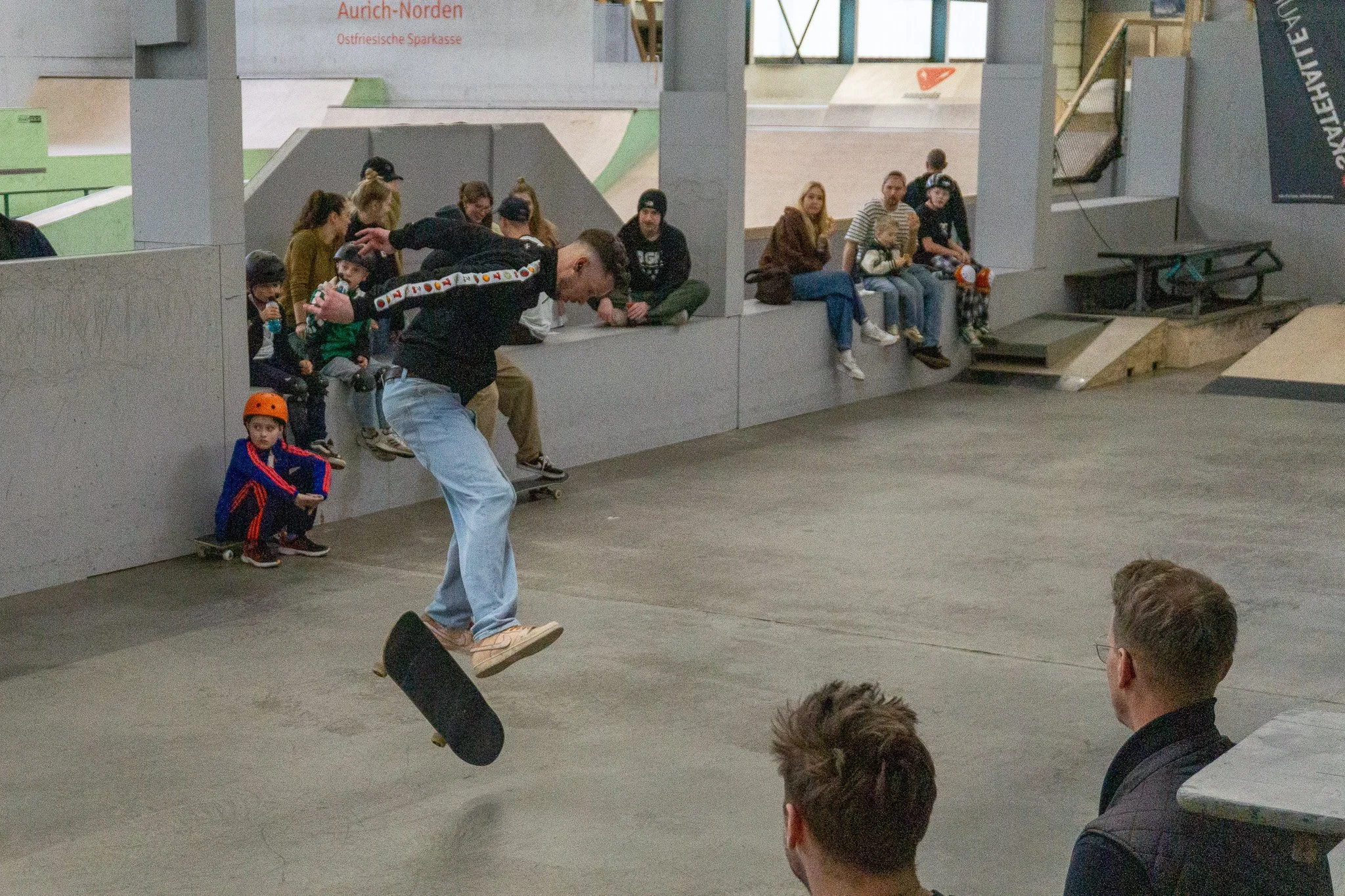 Game of Skate am 21.03.2026🛹 
Ausgelassene Stimmung und spannende Runden!
Vielen Dank an unsere Partner und Sponsoren:
@reellskate
@iriedailyberlin 
@sparkasseaurichnorden 

 #skateboarddeutschland #gameofskate #aurich #skatehalleaurich