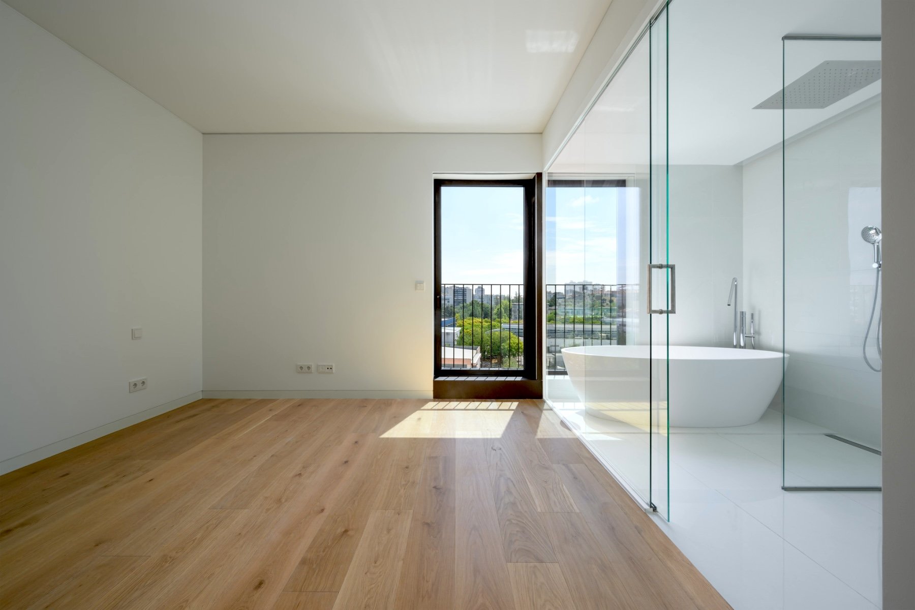 Domus Oak | Moderato