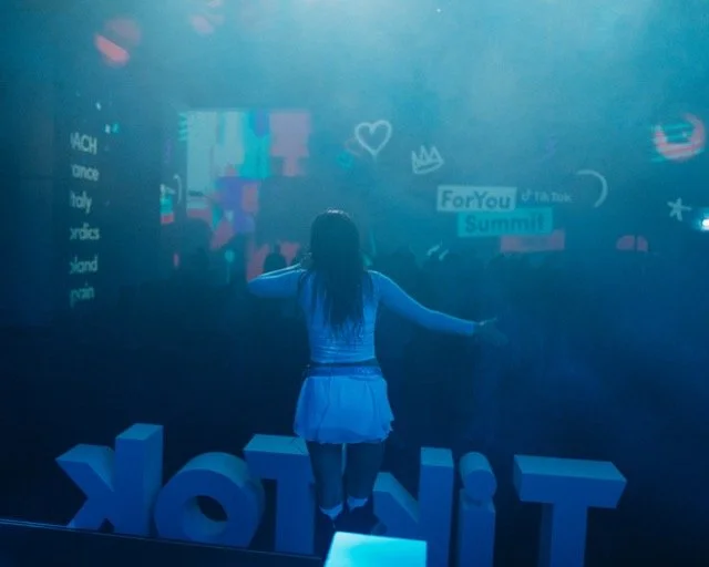 Mittel (L1260692).jpeg