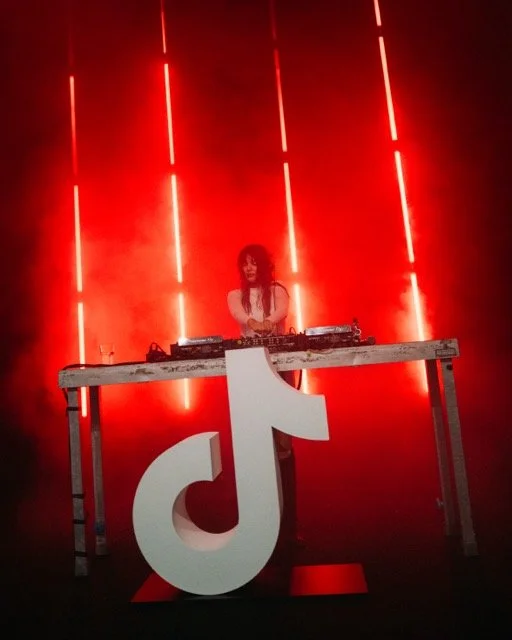 Mittel (L1260766).jpeg