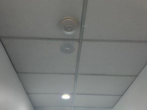 Image of a smoke and heat detector that has recently been installed by Commercial electricians in Perth 
