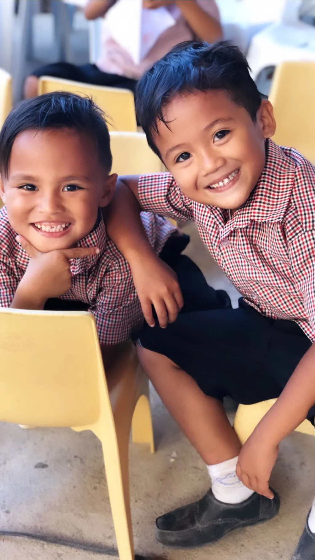 Prosjekt filippinene - strand gutar.jpeg