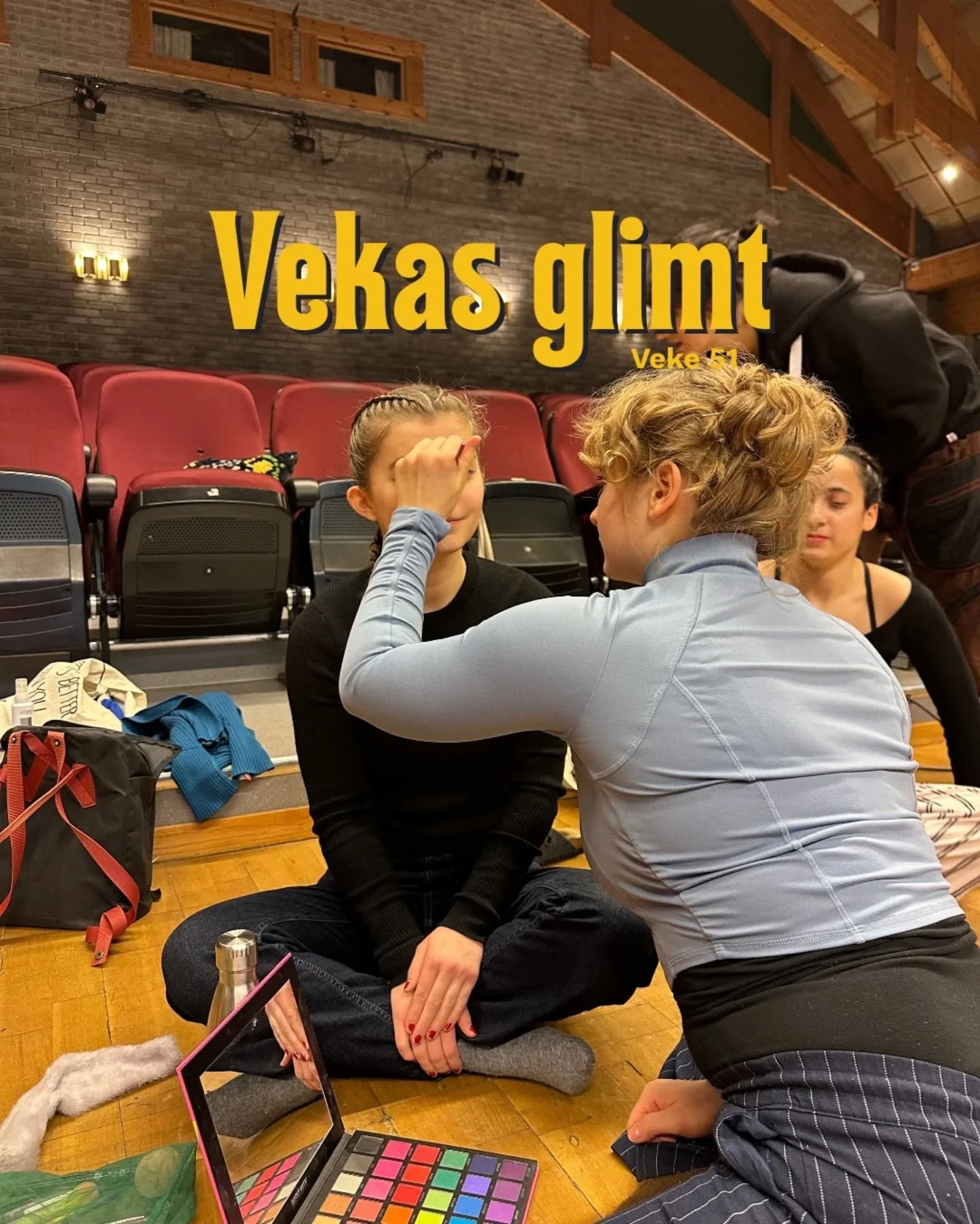 Vekas glimt uke 51 🌟

Elevane har reist heim for &aring; feire jul og vi gler oss til &aring; sj&aring; dei igjen om nokre veker n&aring;r vi tek fatt p&aring; det siste semesteret, saman med dei nye halv&aring;rselevane v&aring;re! Vi sj&aring;ast 