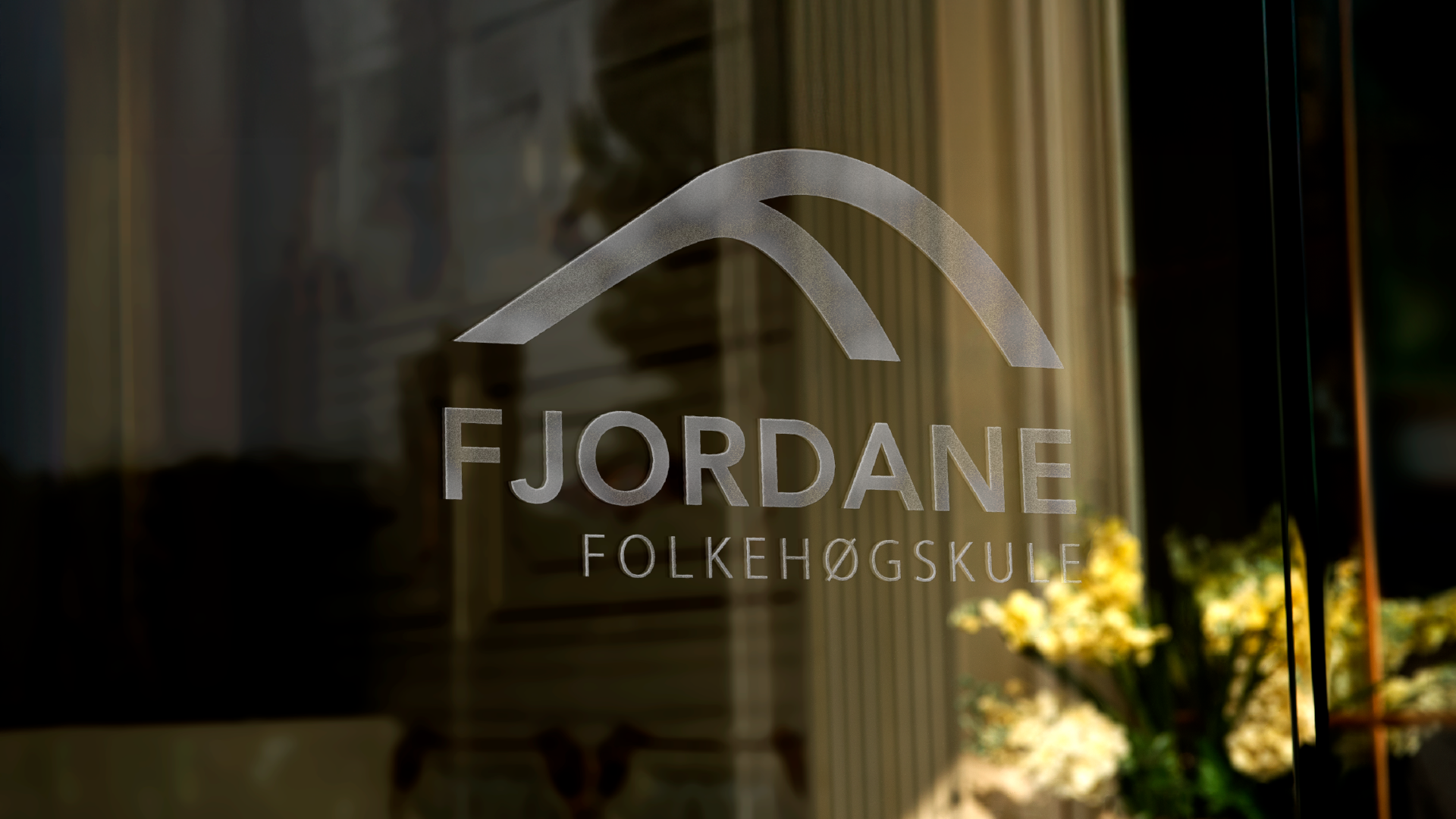 Fjordane folkehøgskule i ny drakt!&nbsp;&nbsp;