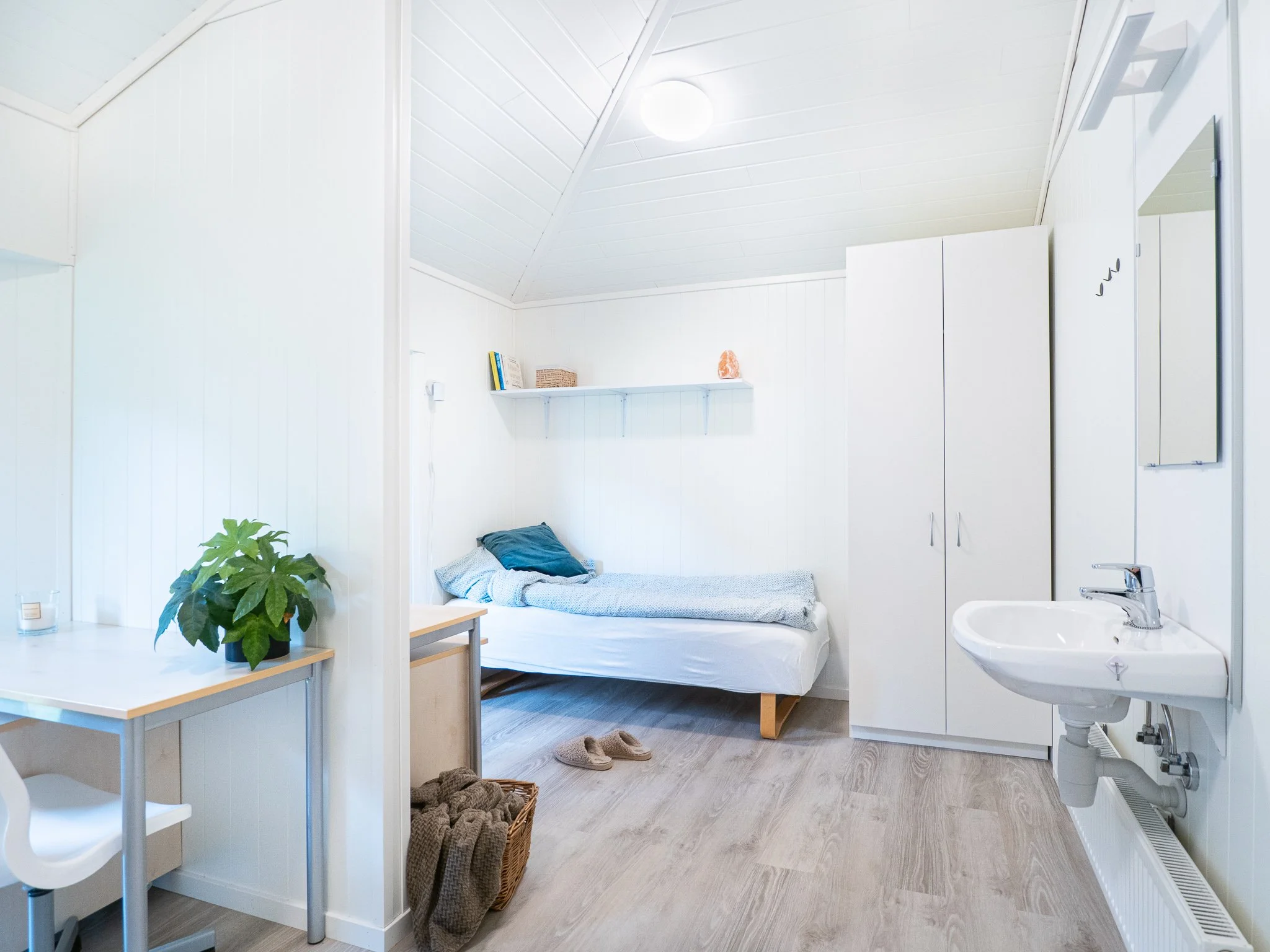 Dobbeltrom paviljong Fjordane folkehøgskule.jpg