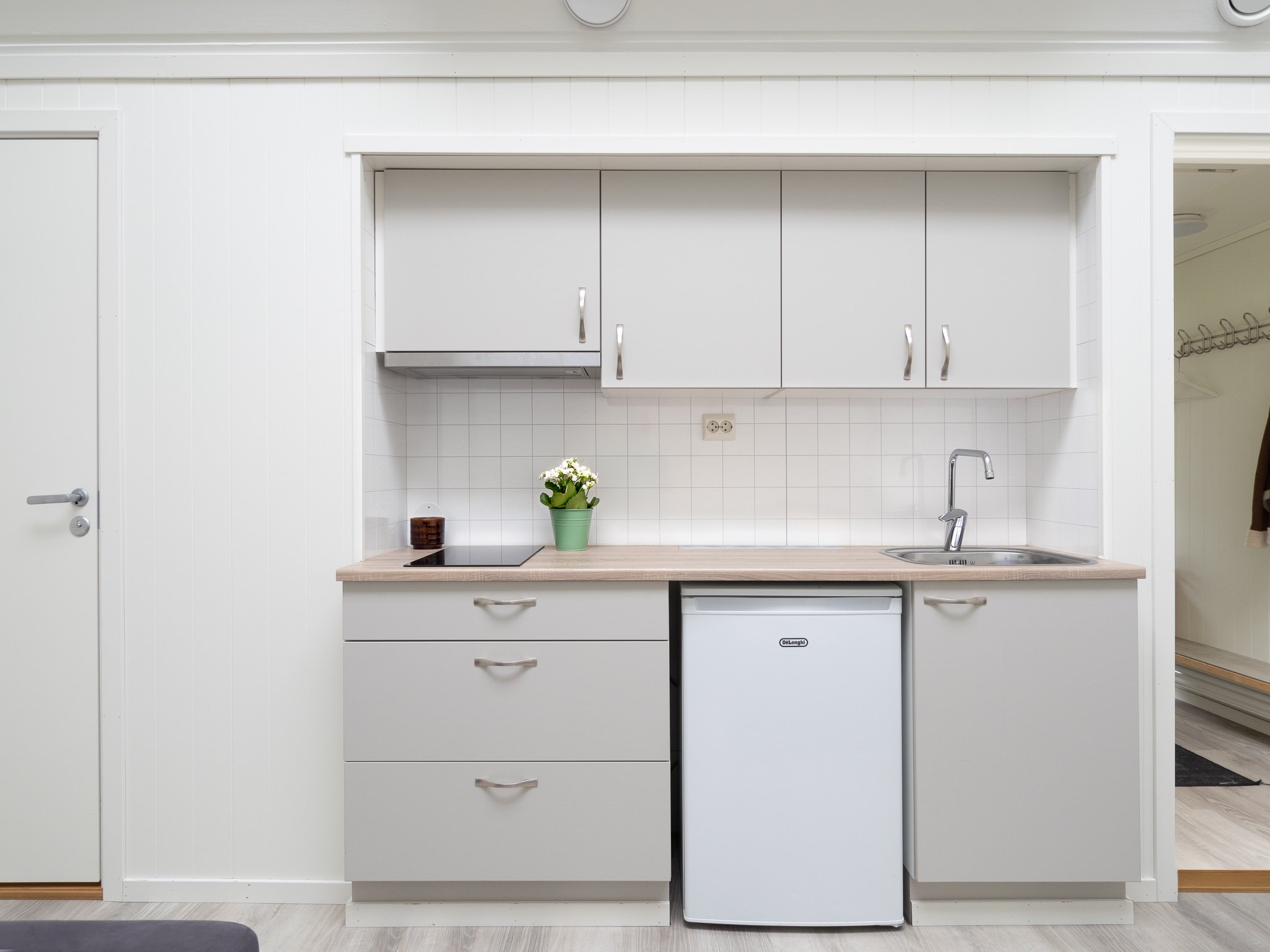 Kjøkken, paviljong Fjordane folkehøgskule.jpg