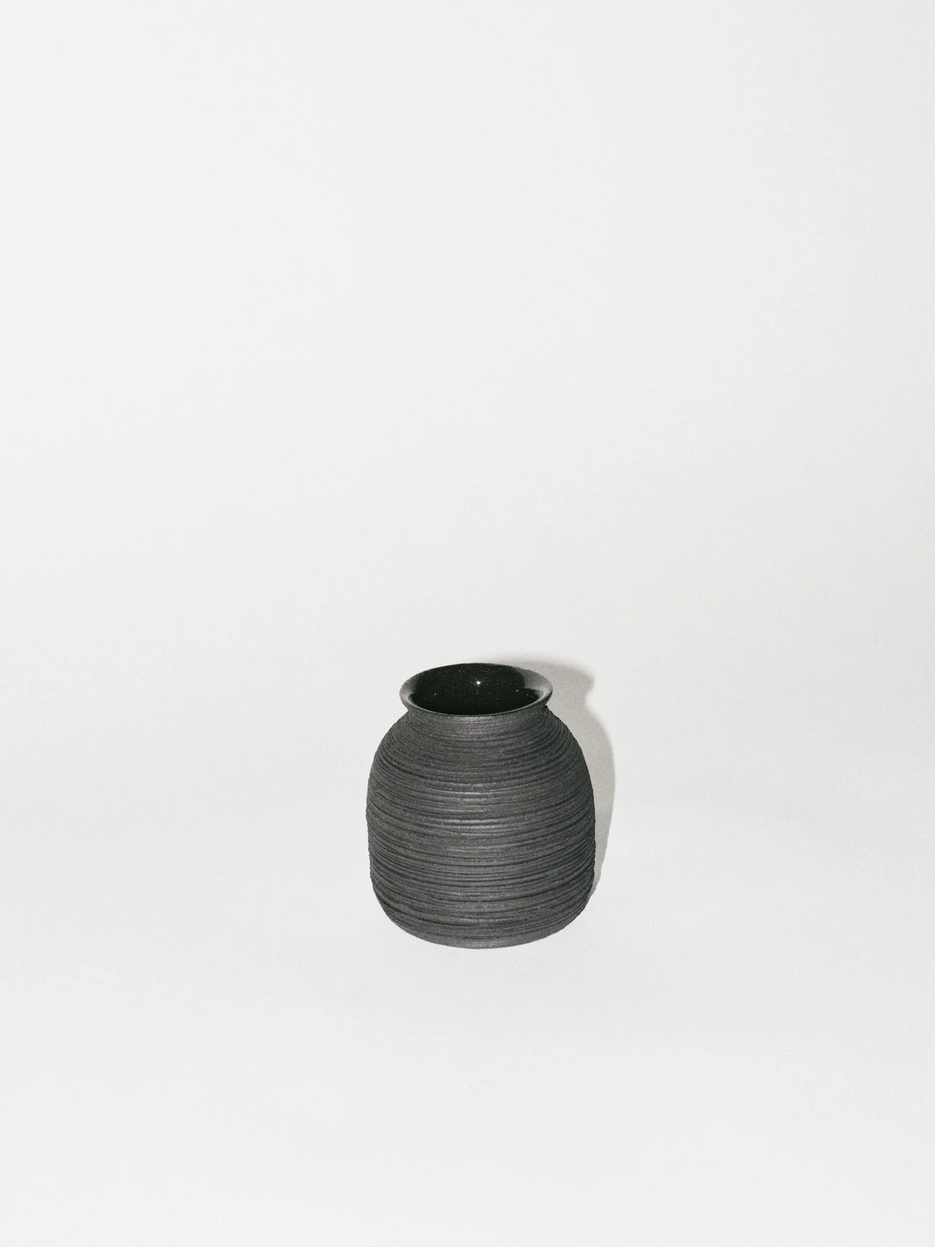 Hana Vase_1.jpg