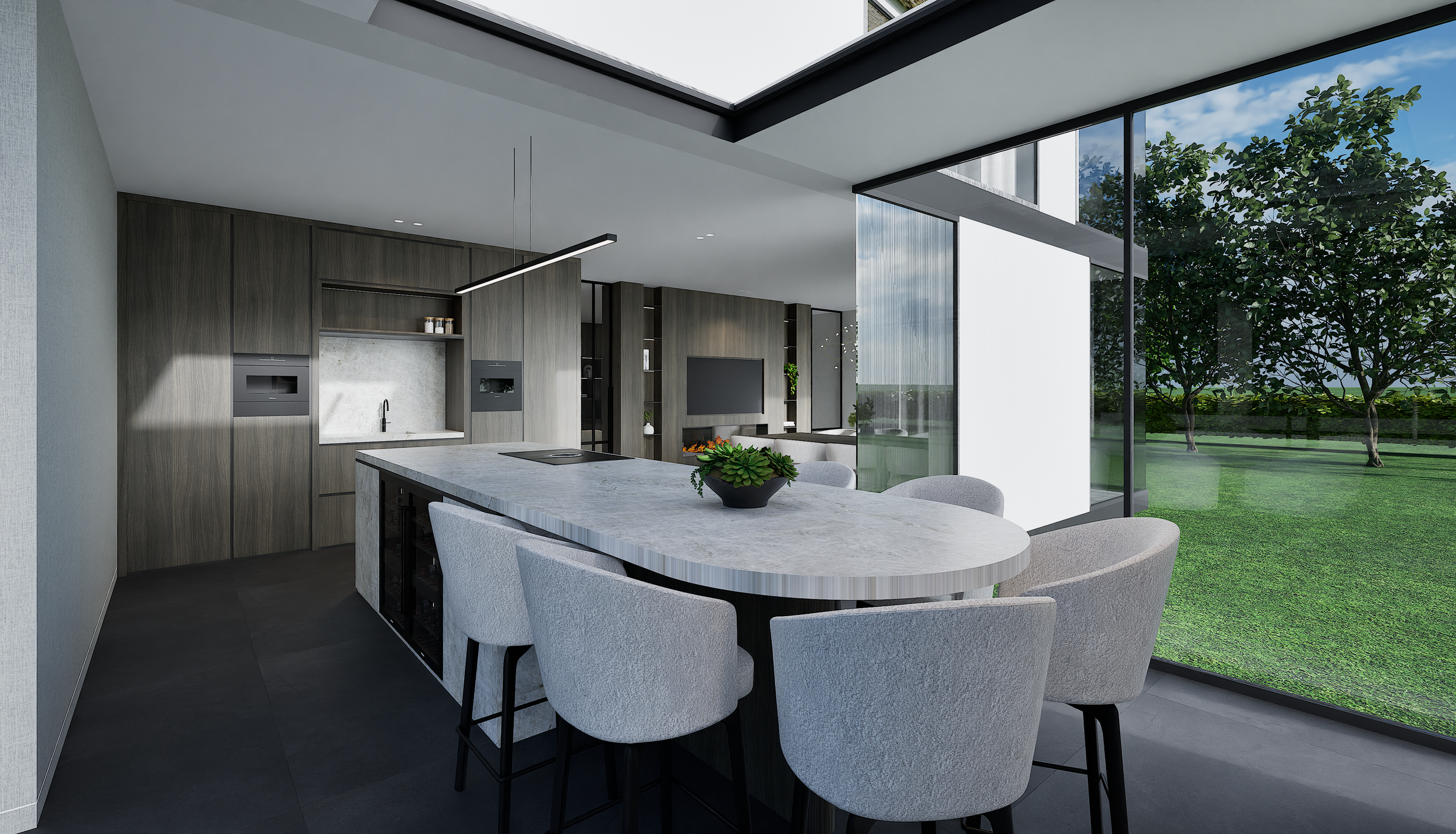 Moderne keuken met een eiland, grijze stoelen, grote ramen met uitzicht op een tuin met bomen.