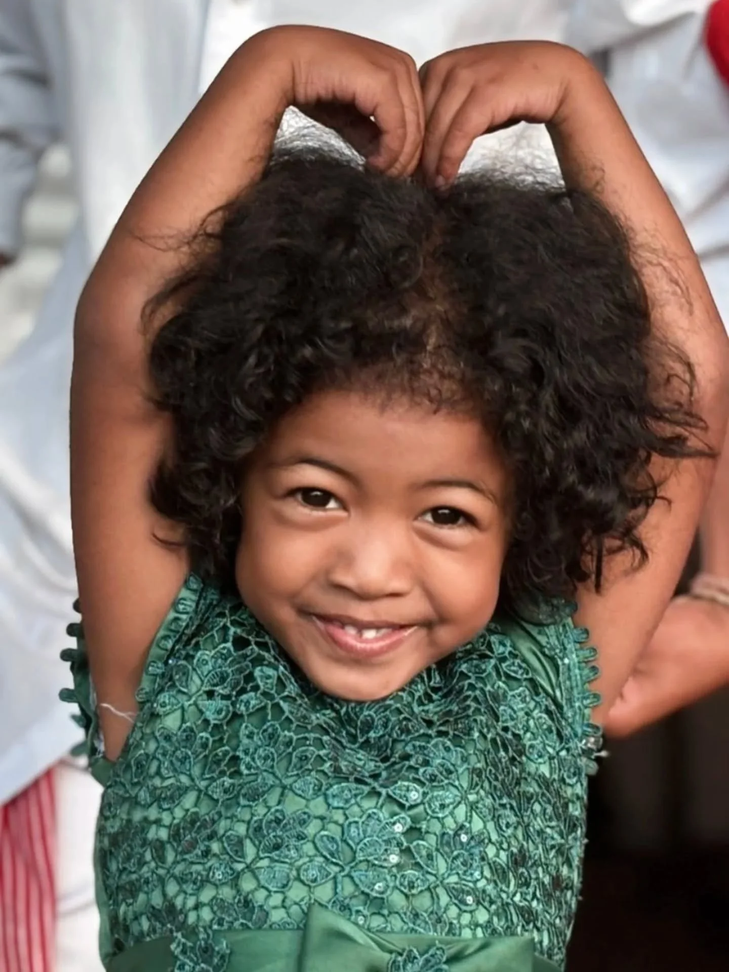 &bull; christmas presents &bull;

Aan de school van Youth With A Mission basis Land of Cana&auml;n in Madagaskar hebben we prachtige kerst cadeautjes mogen doneren en voldoende eten en drinken om met elkaar van te mogen genieten! Wat een dankbaarheid