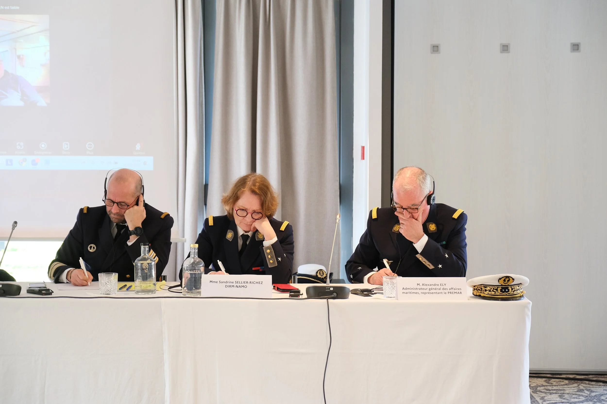 Déplacement du commissaire européen Costas Kadis au port de Kerisper