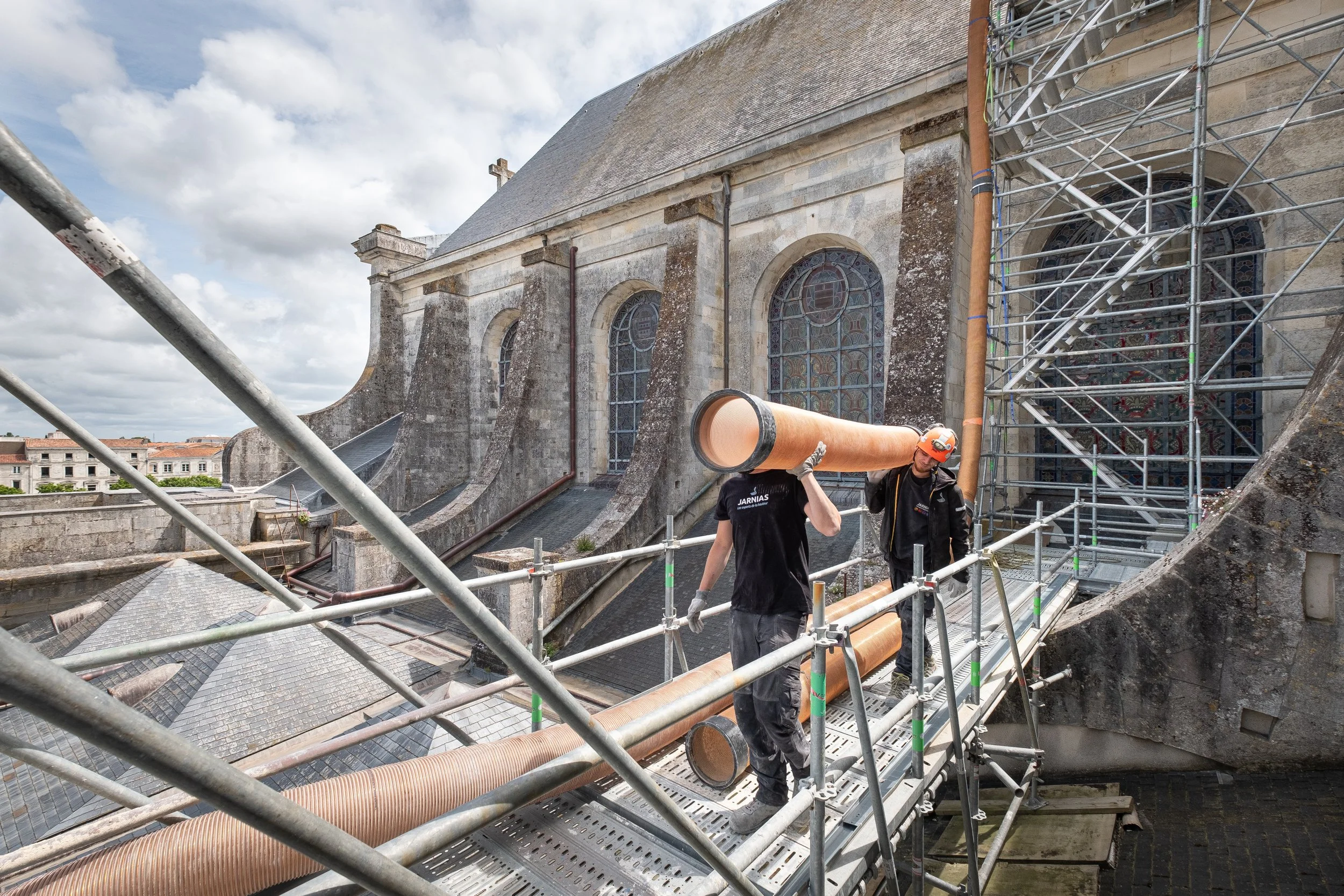 Groupe Jarnias - Nettoyage de la voûte, Cathédrale de La Rochelle