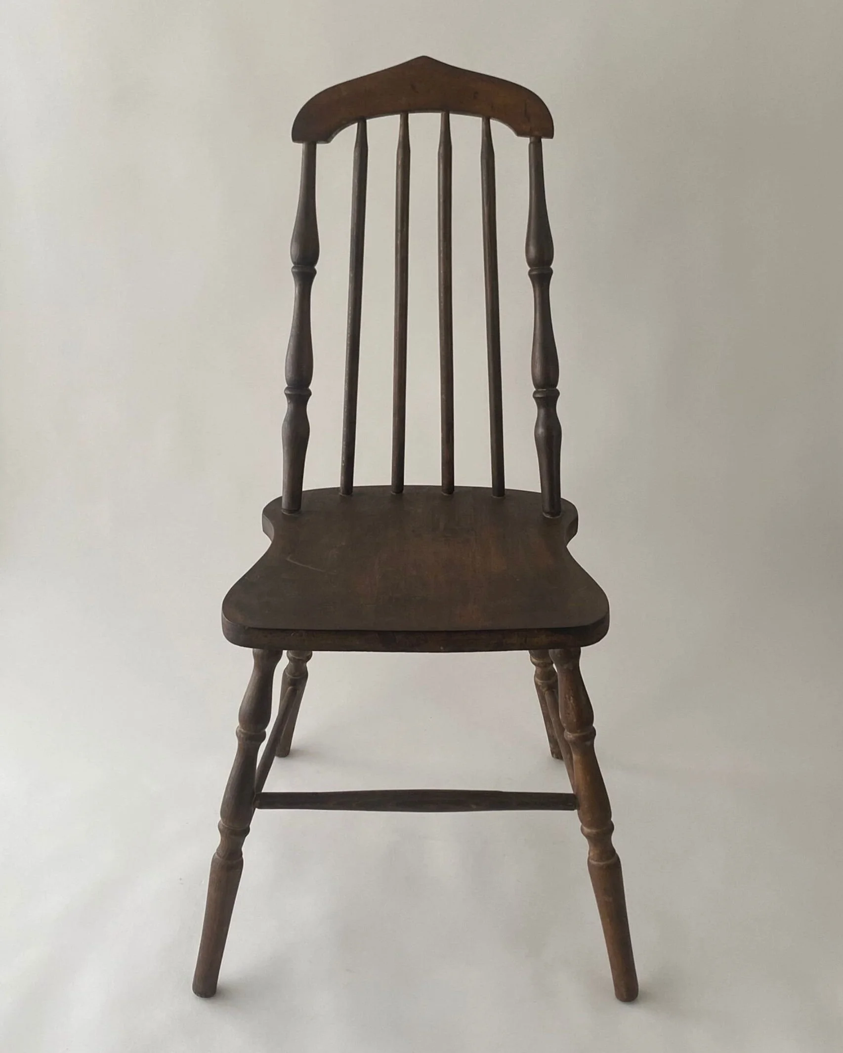 Vintage Tapered Windsor Chair