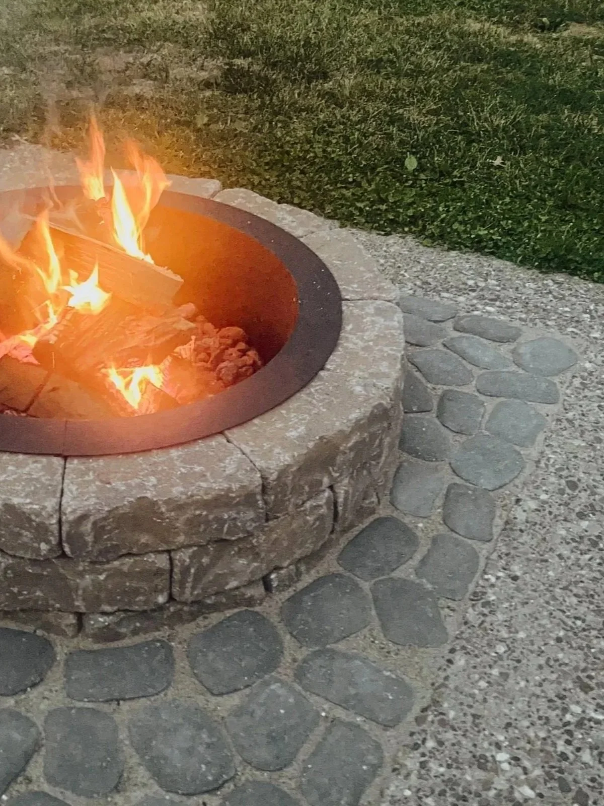 DIY Fire Pit Tutorial: Create a Cozy Outdoor Gathering Spot