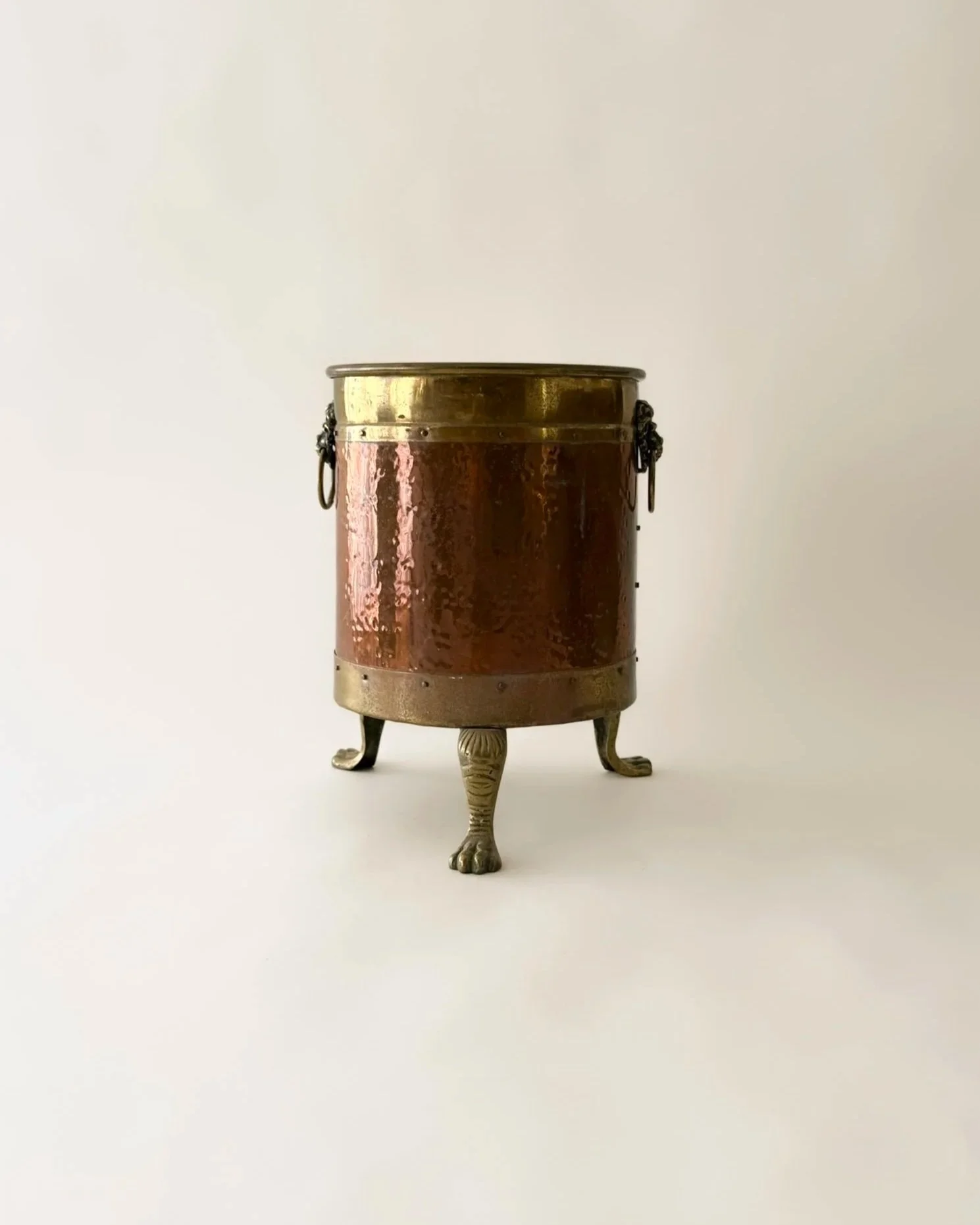 Antique Hammered Copper Fireside Bin With Brass Fittings And Paw Feet