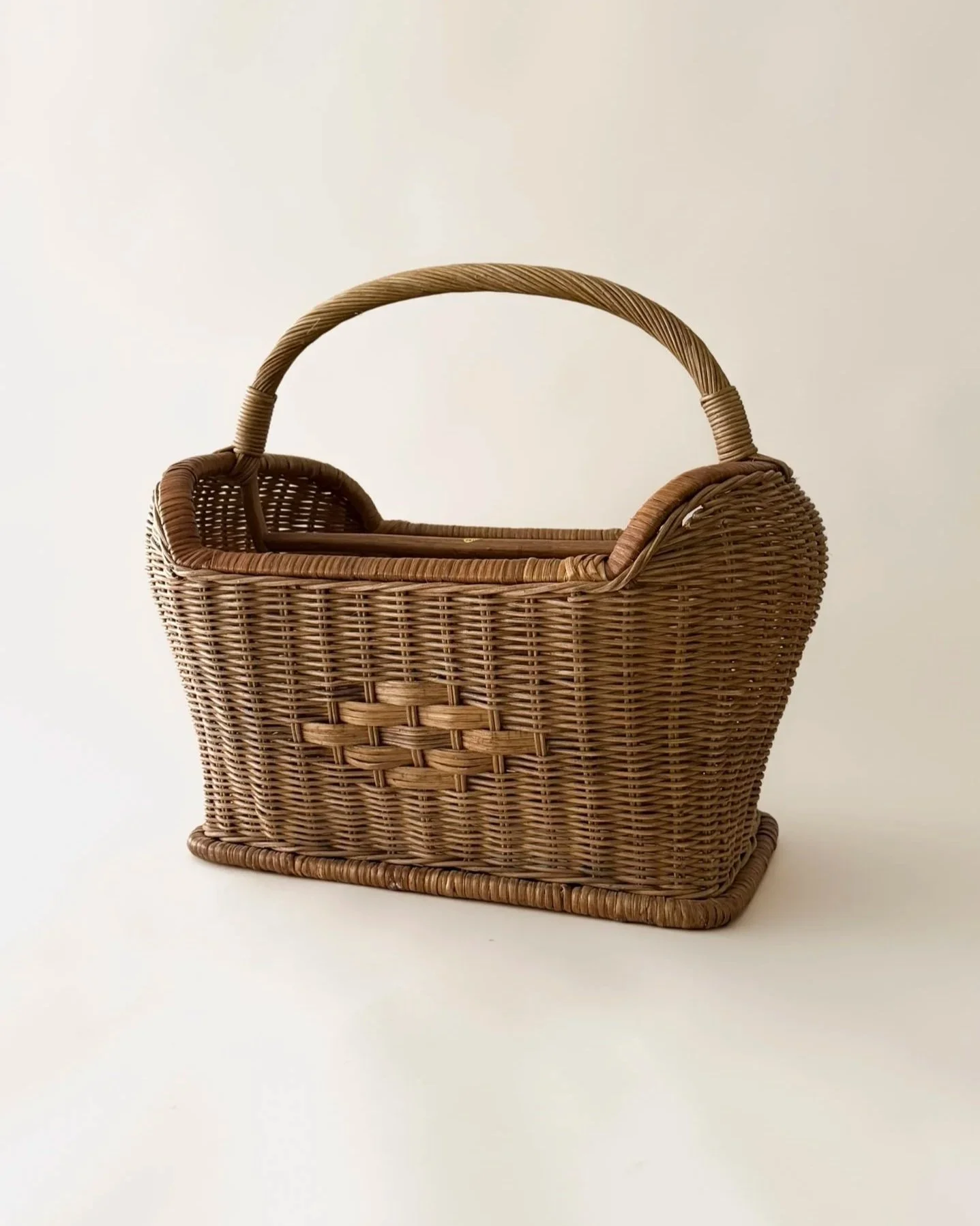 Wicker Magazine Holder