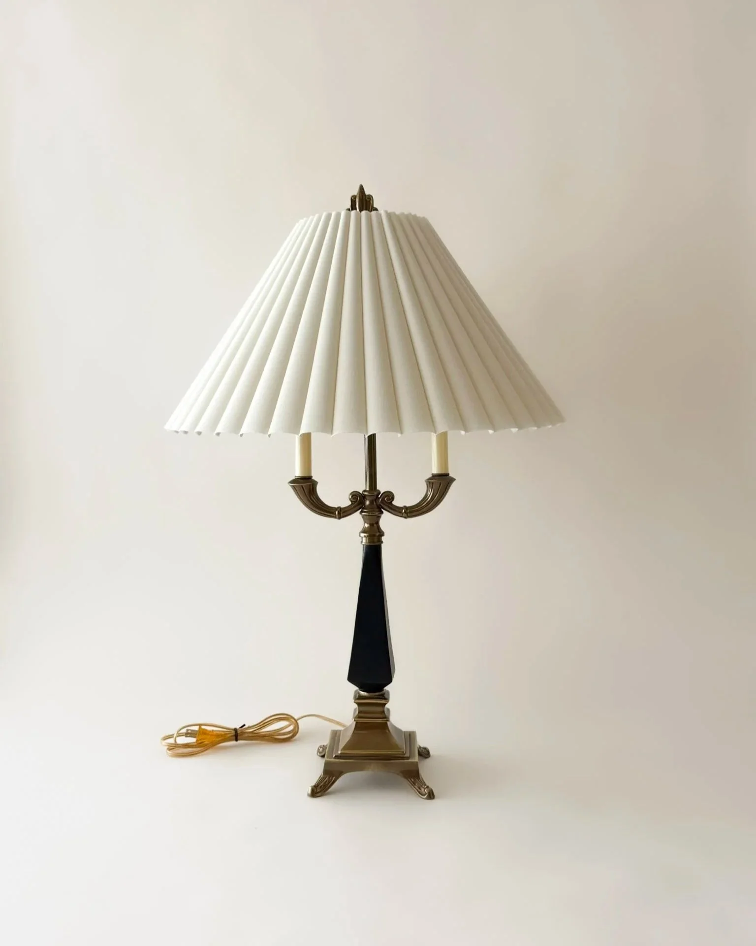 Esmeralda Lamp