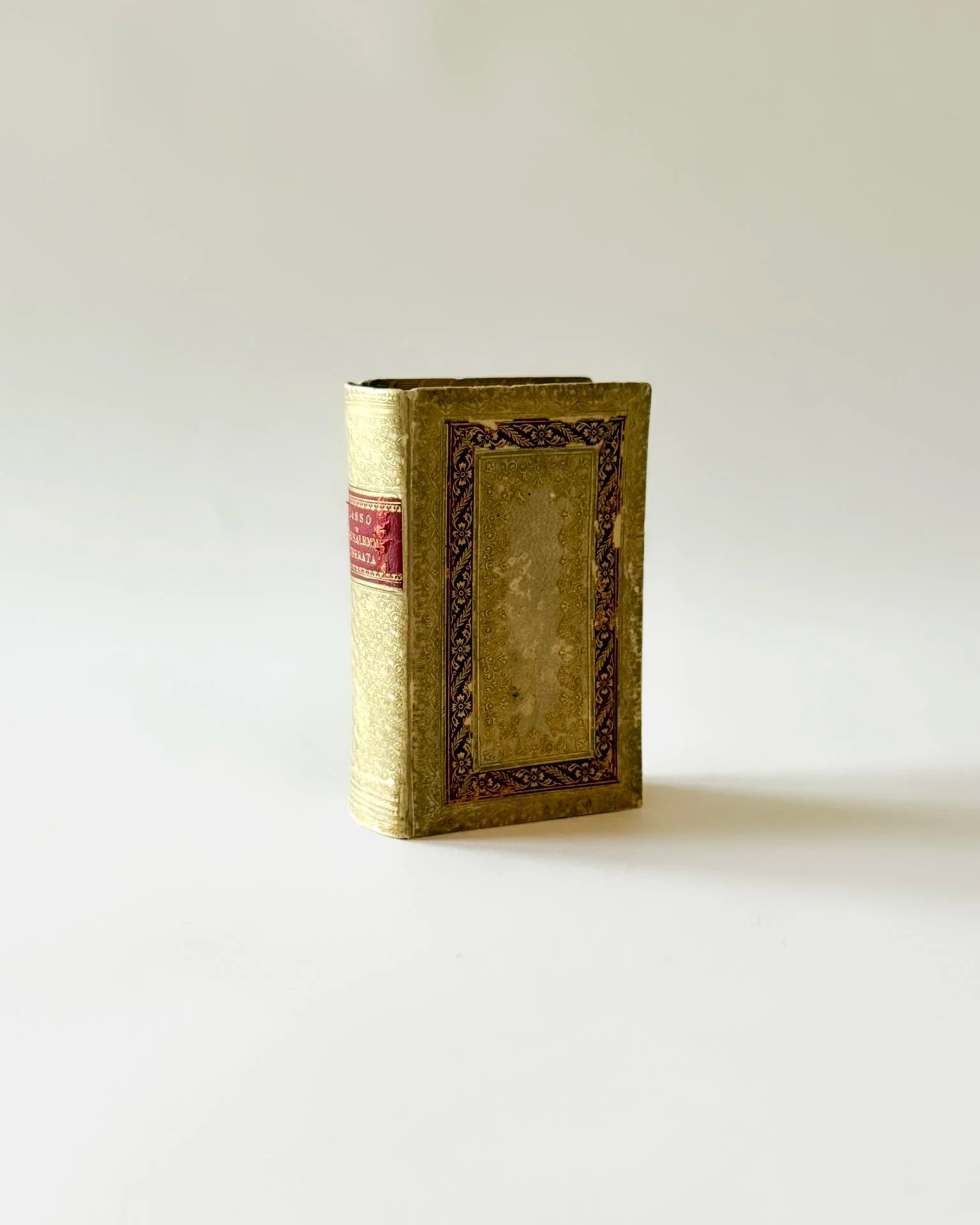 Antique Miniature Edition of Jerusalem Delivered by Torquato Tasso, 1901