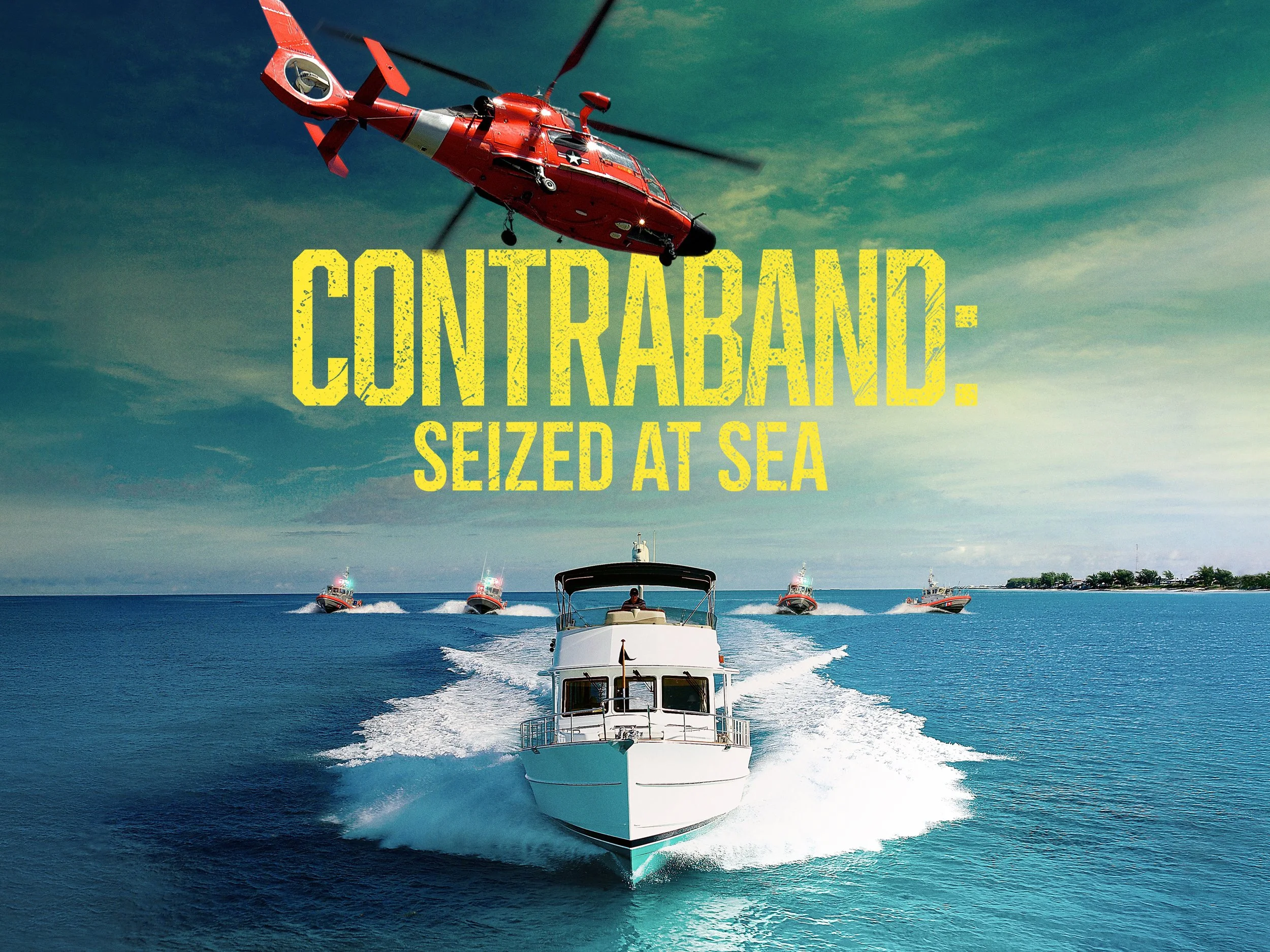 Immagine di un'operazione di contrasto sul mare con un elicottero rosso che sorvola barche e un motoscafo in corsa, con testo sovrapposto 'Contraband: Seized at Sea'.