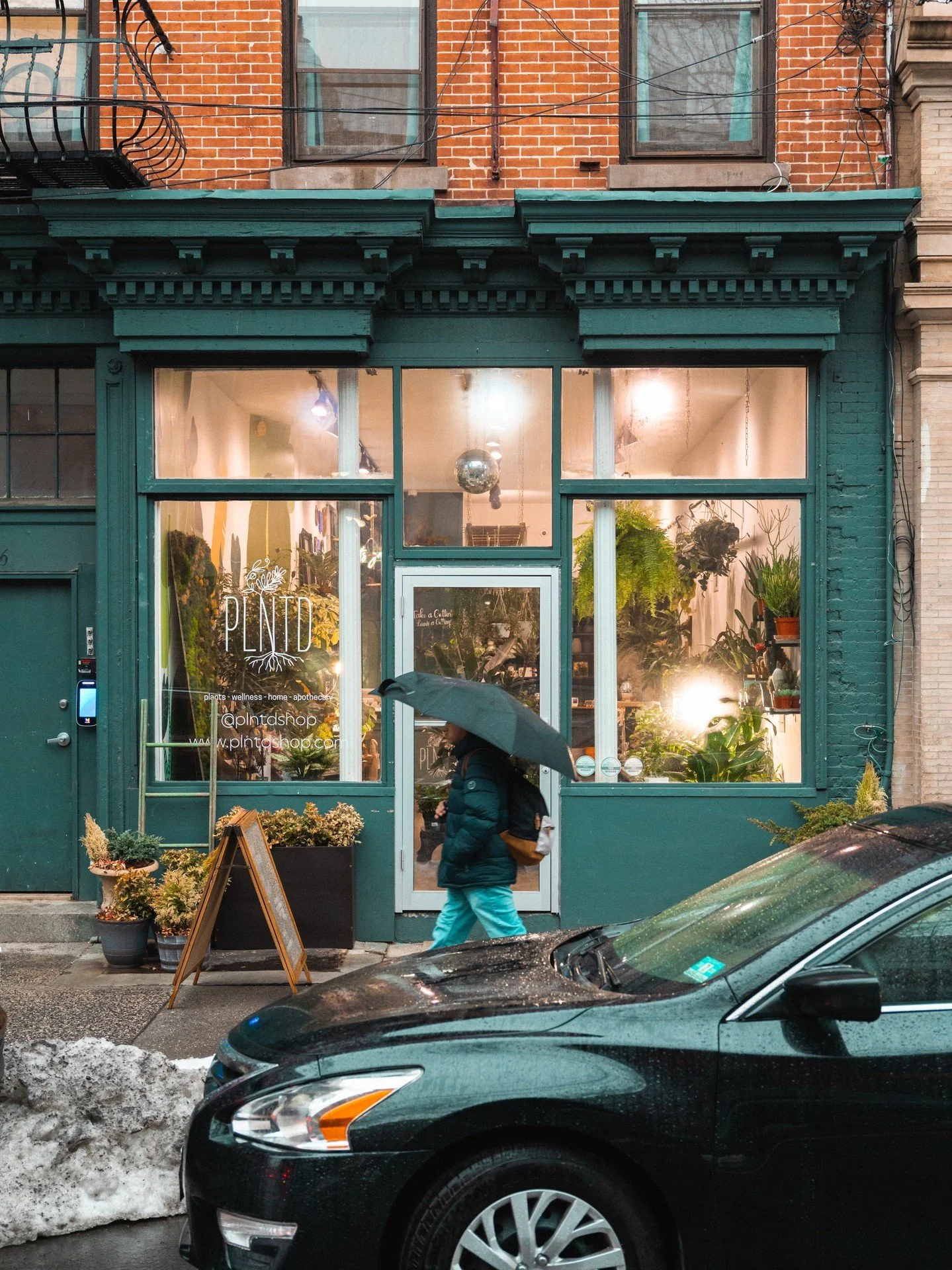 If you&rsquo;ve ever admired our green pals, they&rsquo;re created by our neighbours at @plntdshop, and this month, we&rsquo;re collaborating on two plant workshops, getting you ready for Spring with new greenery for your casa.

On March 15th, join u