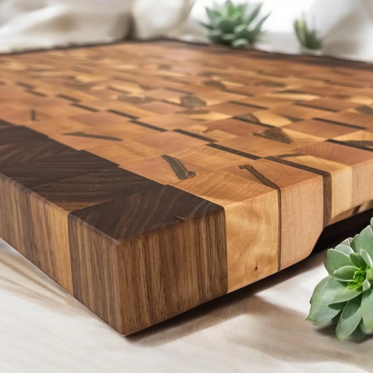 Putting a dent in the scrap wood pile…
Three more end grain cutting boards available on the website (link in bio).
#cuttingboards #butcherblock #endgrain #madewithkencraft