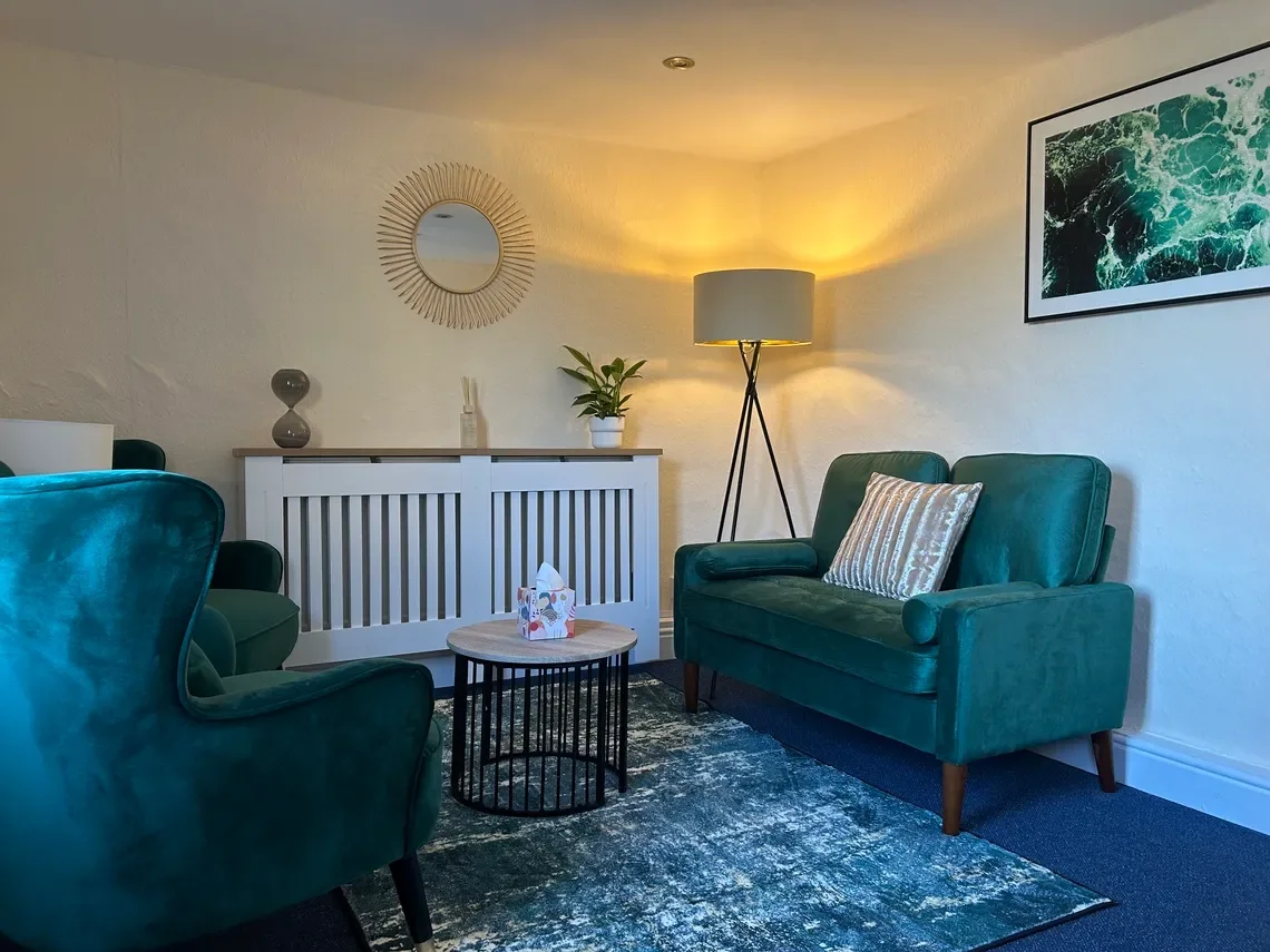 Cosy, warm and confidential counselling room at The Therapy Nest in Tring, Hertfordshire. Private counselling space with Georgianne Smith.