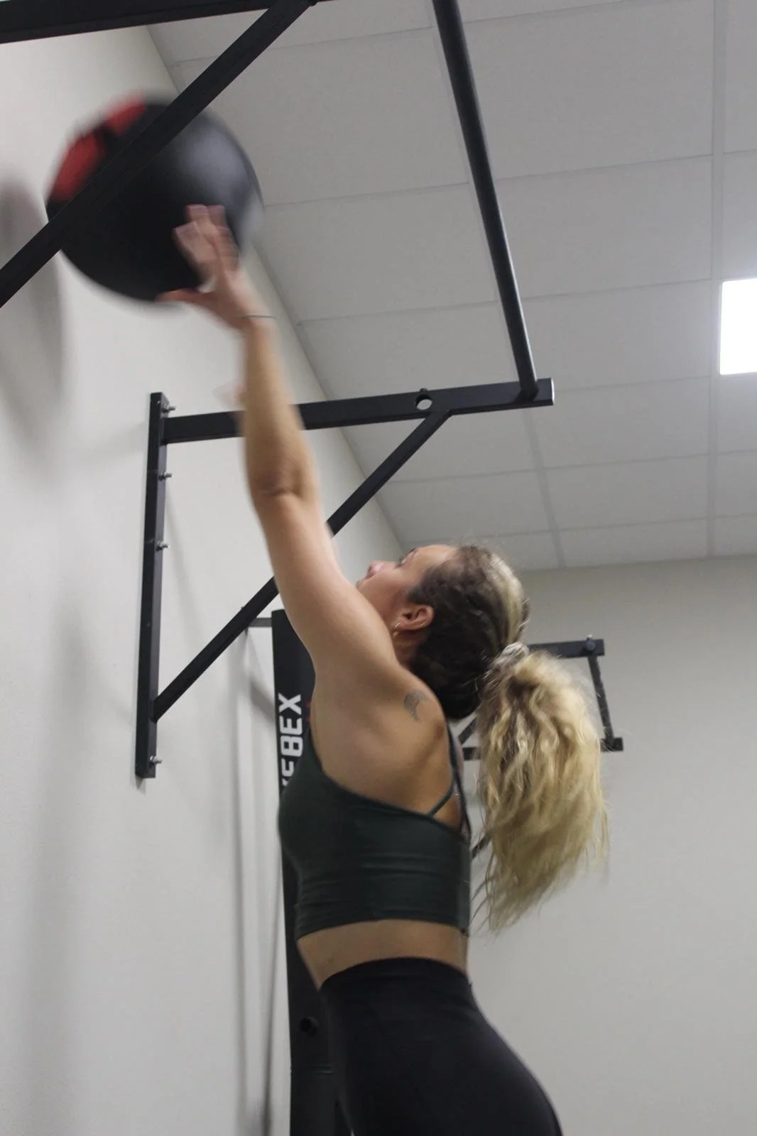 WhatsApp Image 2025-09-17 at 22.43.39 (4).jpeg