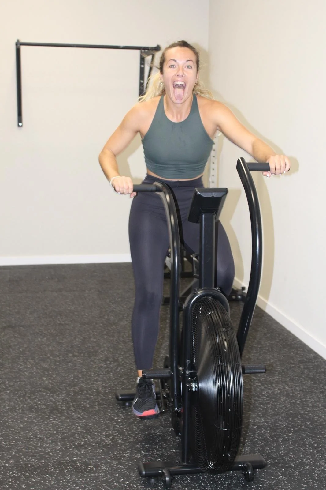 WhatsApp Image 2025-09-17 at 22.43.38 (6).jpeg