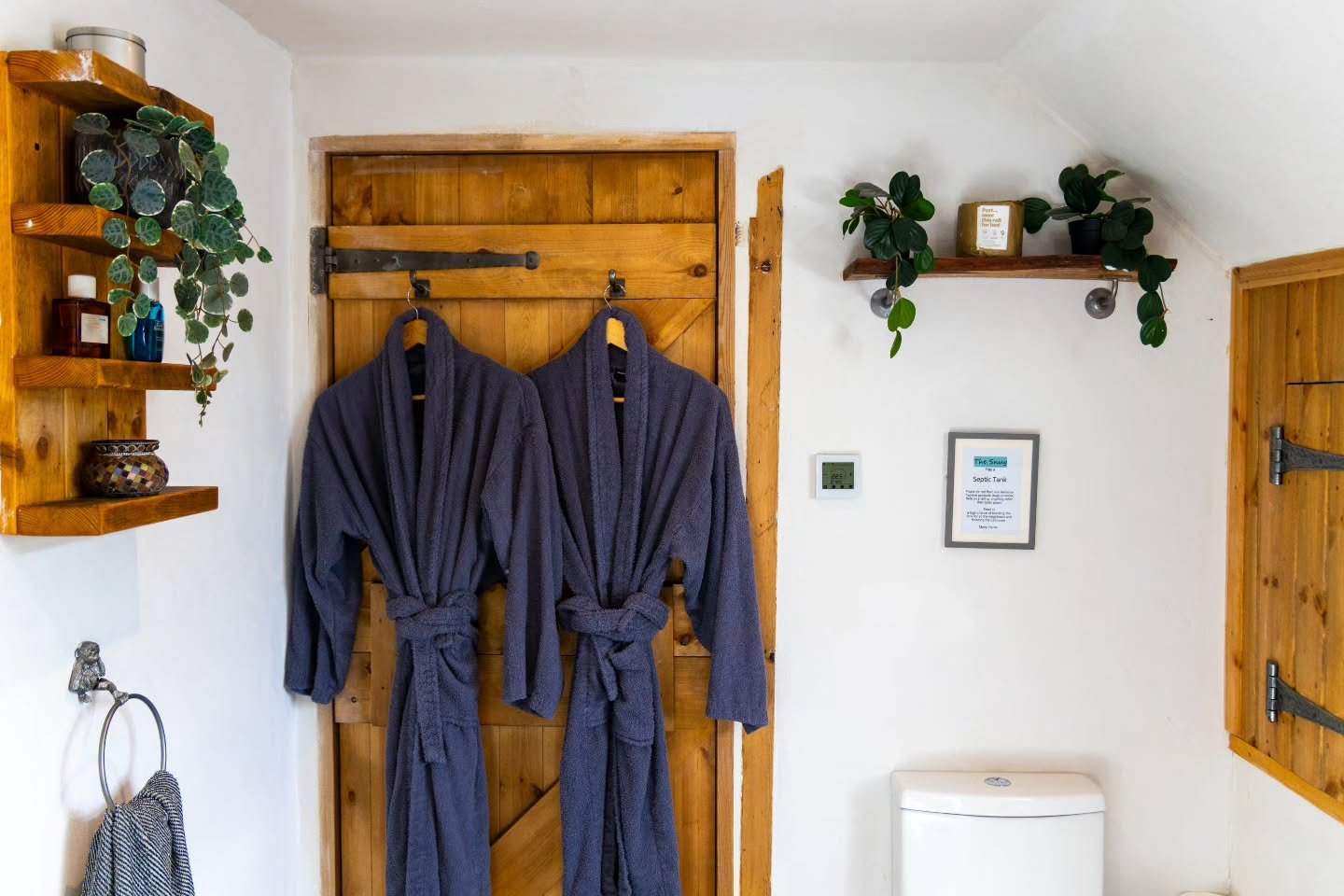 Relax. Reset &amp; Refocus 🛁🫧

Our bathroom blend quirky, rustic charm with a deeply clean and luxurious feel.🛀

​Picture this: Steam filling the air, a deep bath soak, or a refreshing shower🚿 .
We've stocked up on the good stuff: think sumptuous