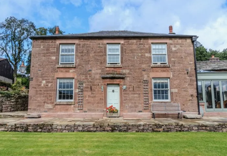 A 5‑star countryside retreat in the heart of Wincle