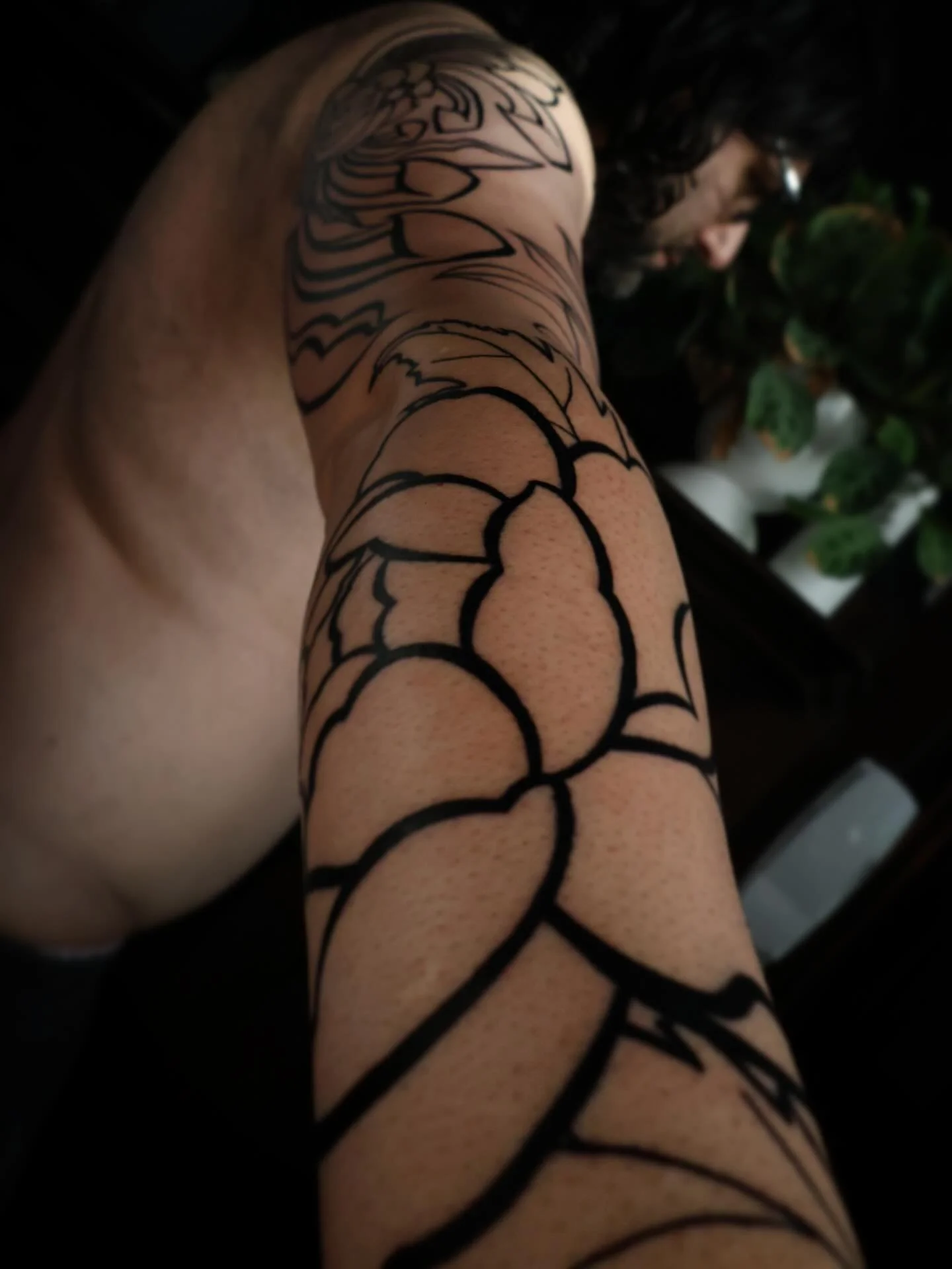 Life In Motion 🪷 - Project Start

The beginning of a floral sleeve project with Avtar. From our first conversation, the focus was on movement, balance &amp; intention; creating something that feels considered, personal &amp; timeless.

After our ope