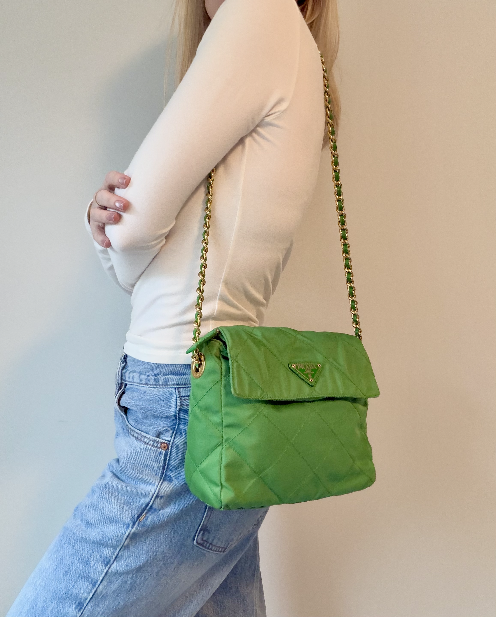 prada_green_model.png