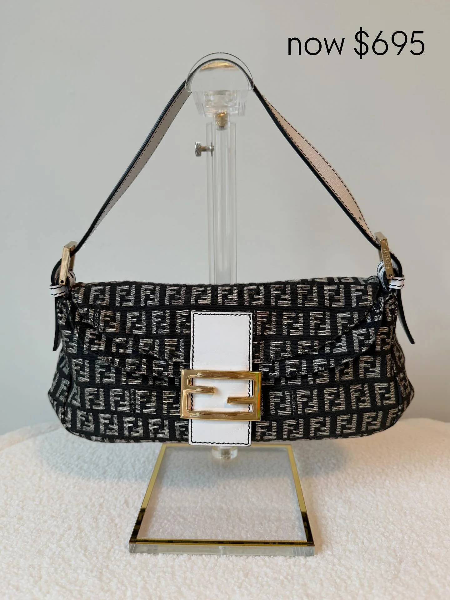 marked down even further ‼️check out our sale section on pre-loveit.com 

#vintage #vintagechanel #vintagefendi #sale