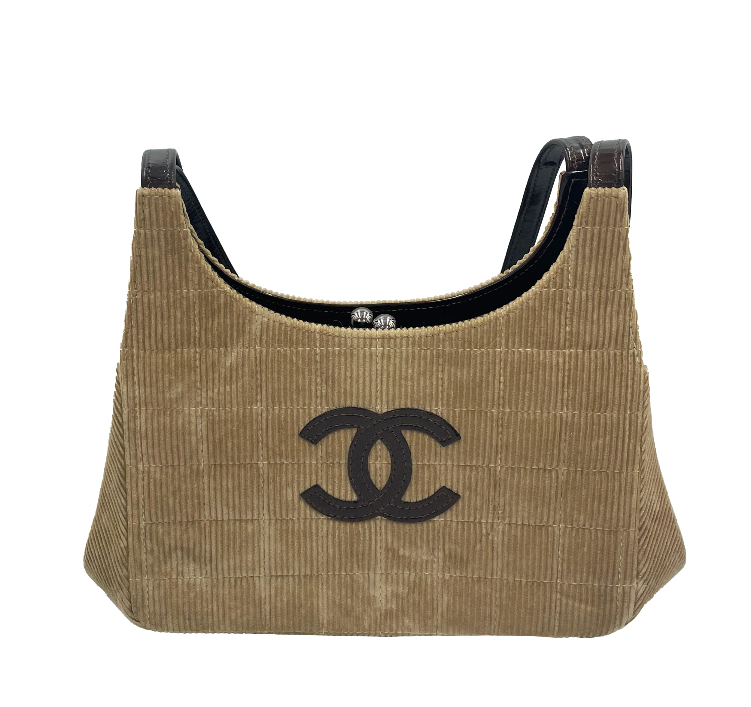 cover_chanel_kiss.png