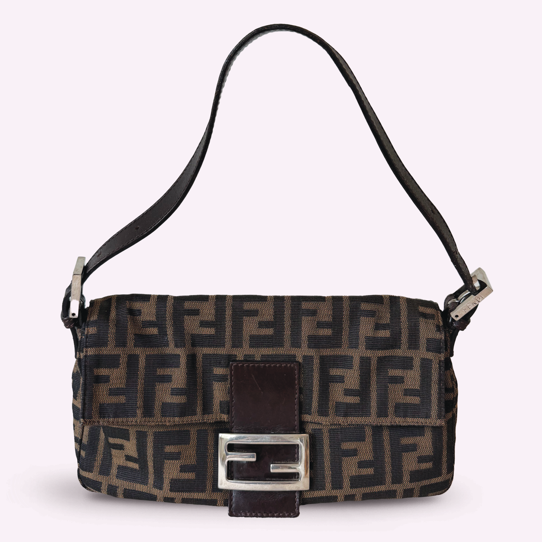 FENDI_baguette_2.png