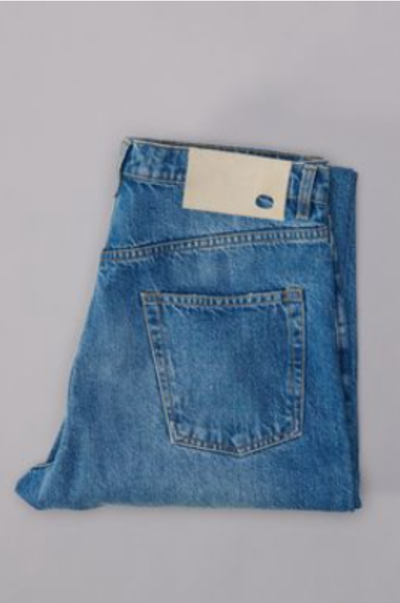 Peace_90s_Uniform_Jean_Flat_Folded.png