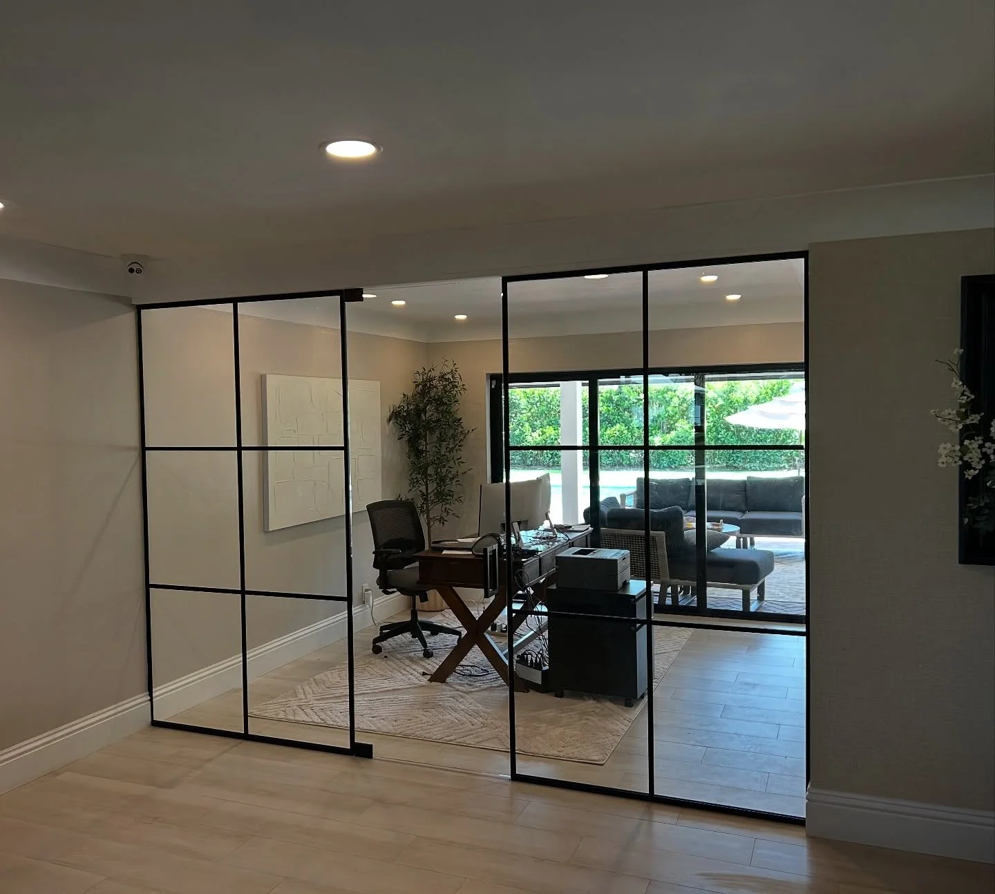 Gorgeous custom office glass partition! Big shoutout to the team at Florida Aluminum Products for bringing this vision to life and to @bnbmetals for the sleek metal framing. Collaboration at its finest! ✨ 

#customdesign #officegoals #partnership #fl