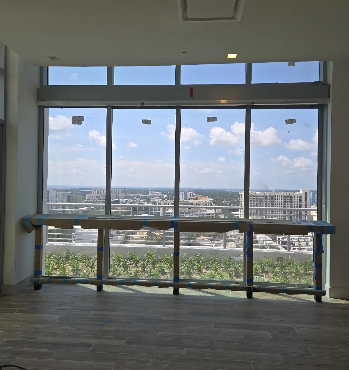 These automatic sliders from @eswindows_ Windows are a game-changer!

Sleek, smooth, and effortlessly elegant, they bring luxury and innovation together in one flawless motion. Perfect for high-end spaces where design meets functionality.

Proud to f