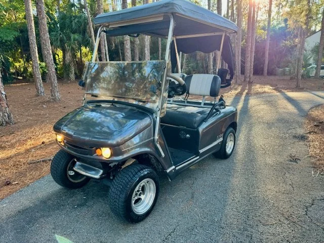 2005 Premium Western Golf Cart