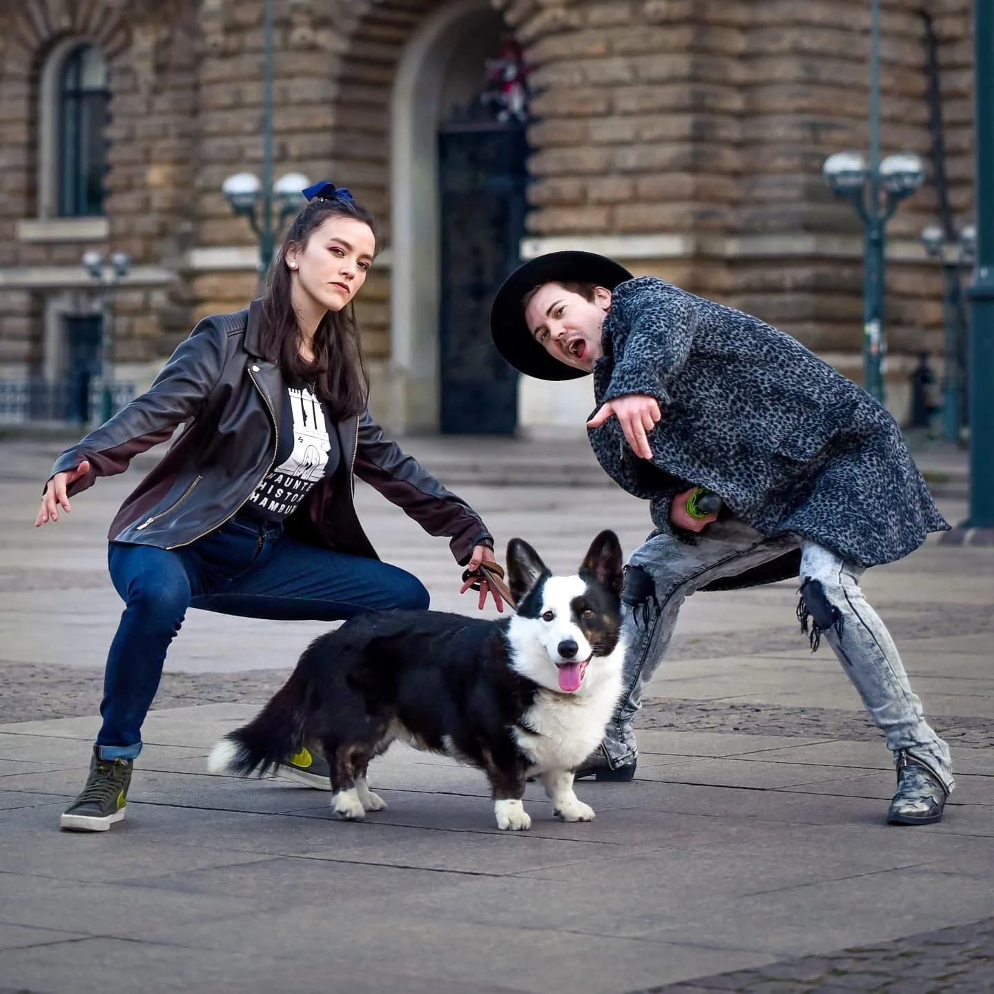 Come and take a tour with me and my human colleagues! Availability every day in October! Come join us, and learn about the darker side of Hamburg's history! #hauntedhistoryhamburg #hamburg #hamburgtourismus #hamburgtourism #bossdog #dogsofhamburg #do
