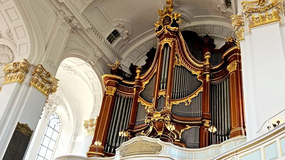 Highlights of Hamburg History tour