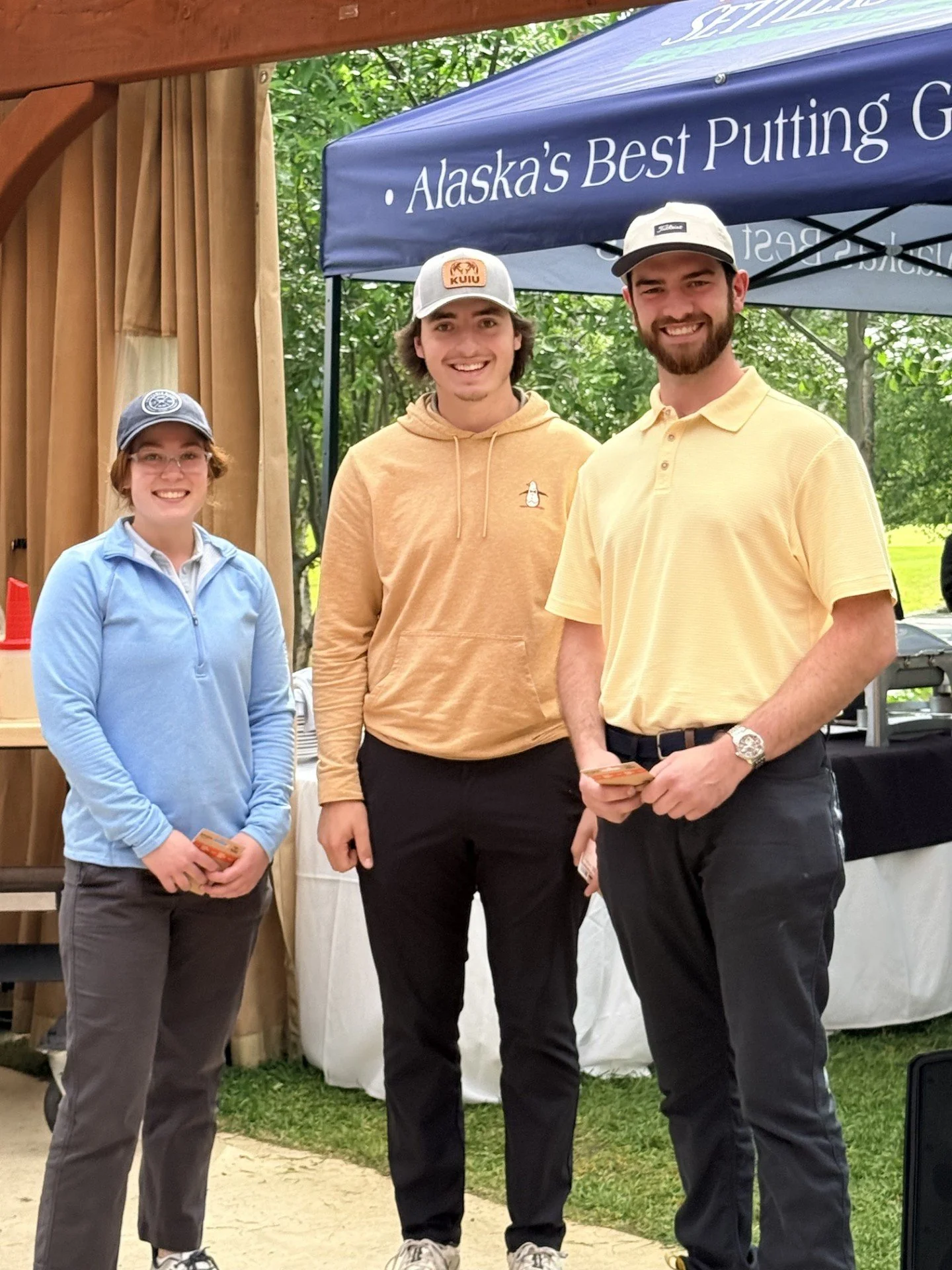 golf winners.jpg