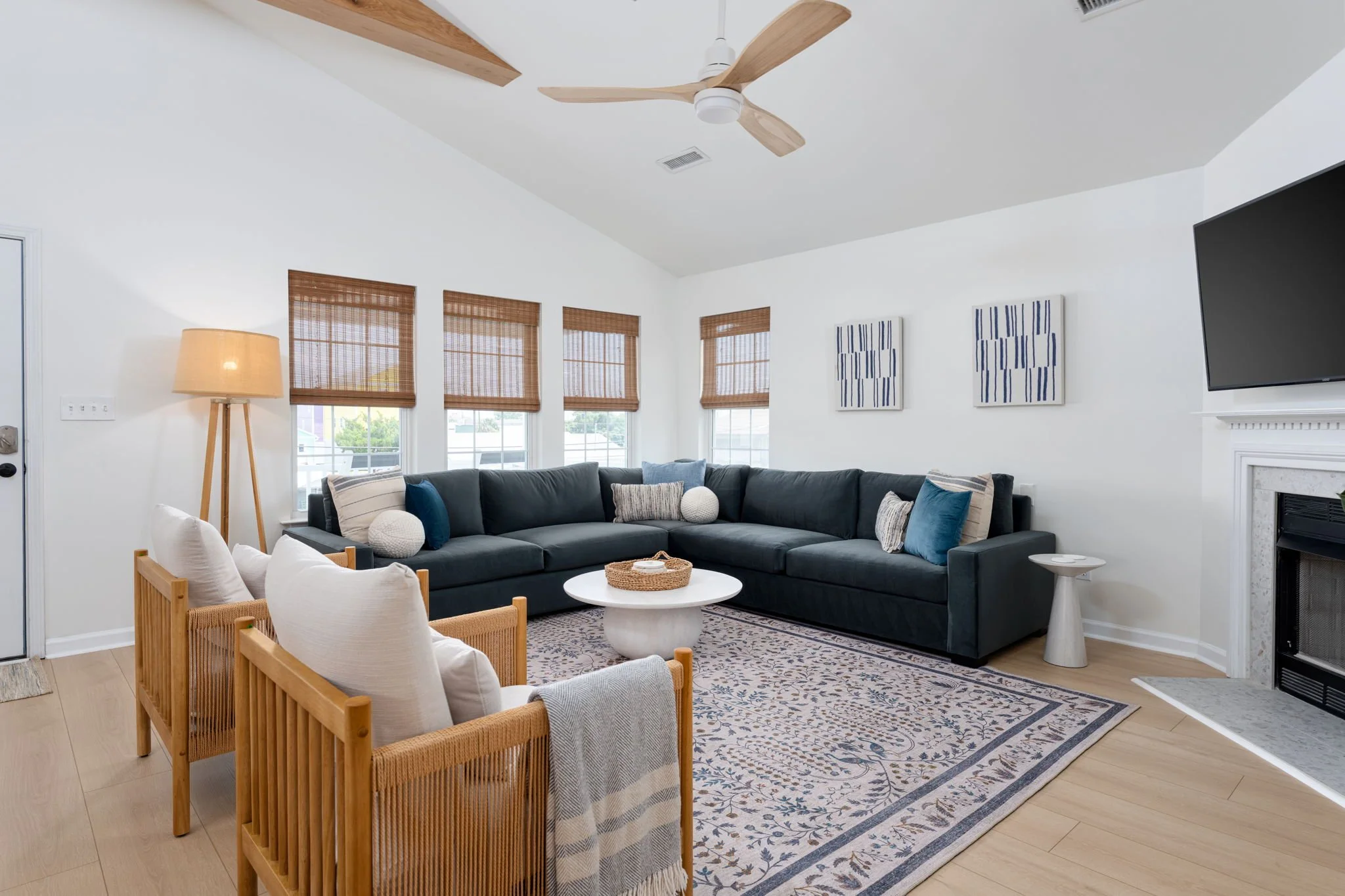 living-area-3bdrm-01d.jpg