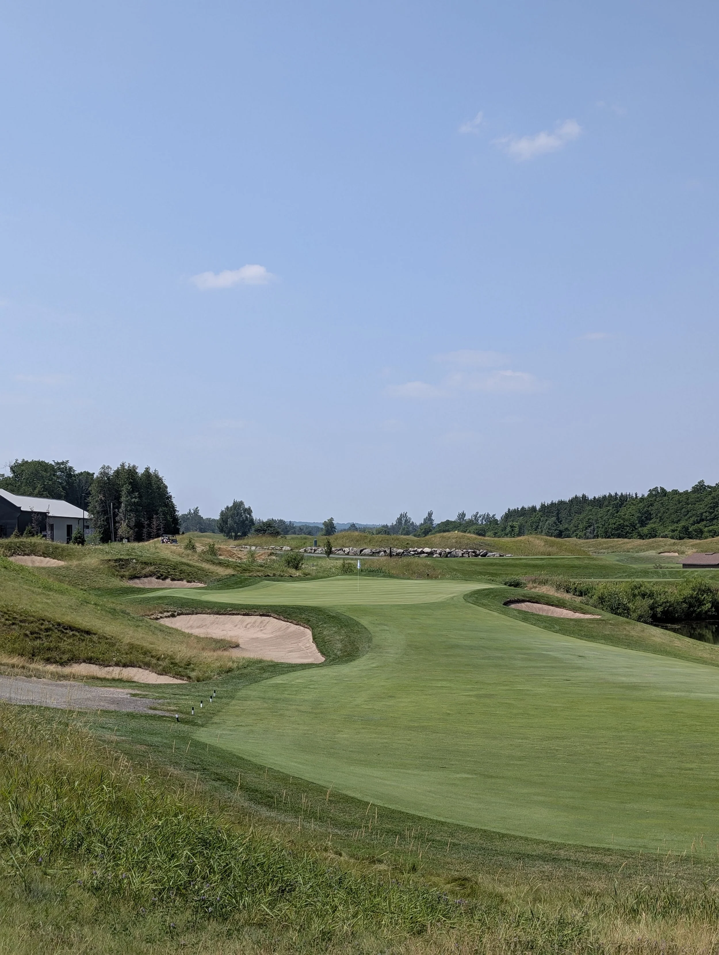 par 5 ninth green