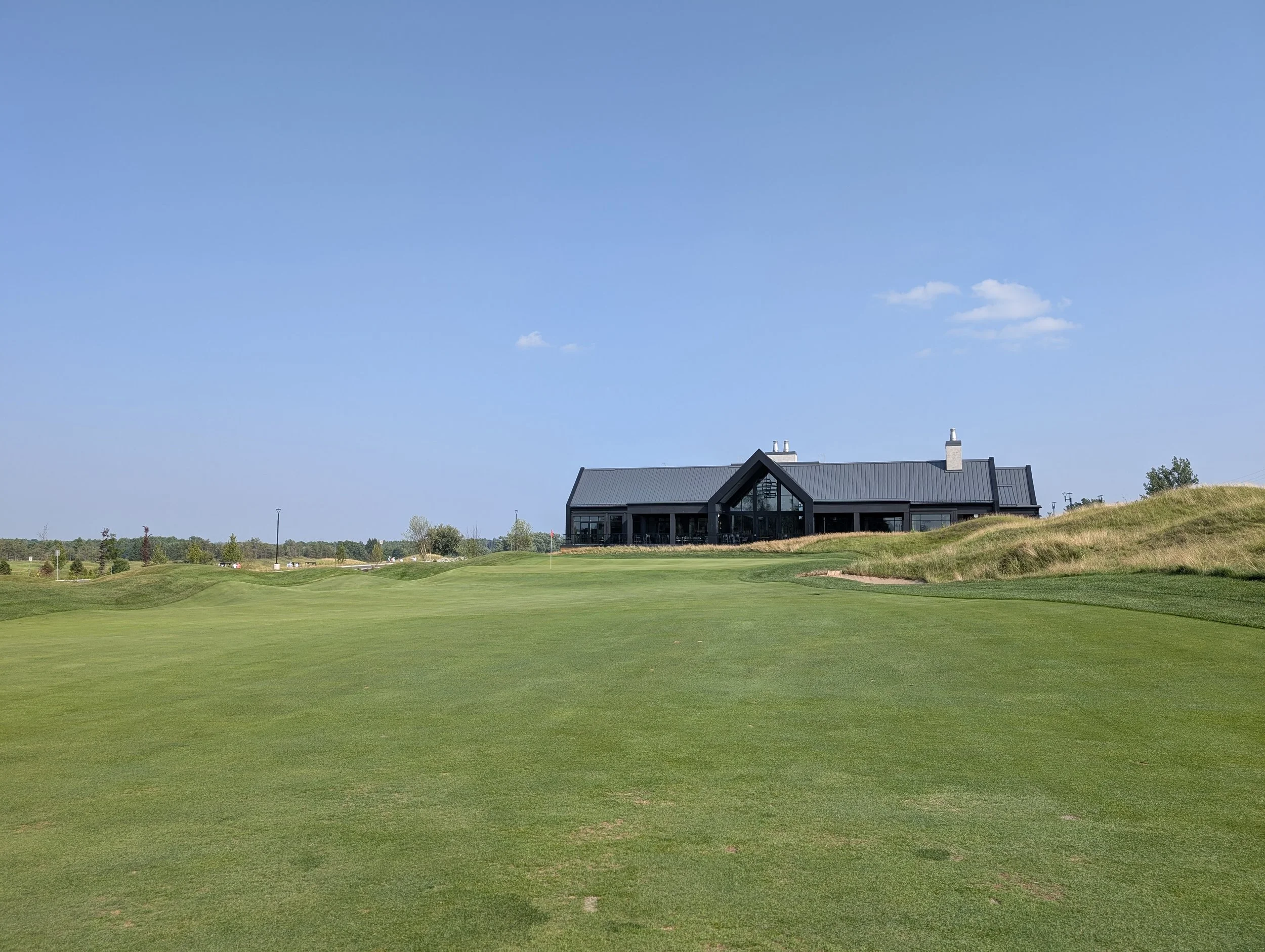 Approach to par 4 18th