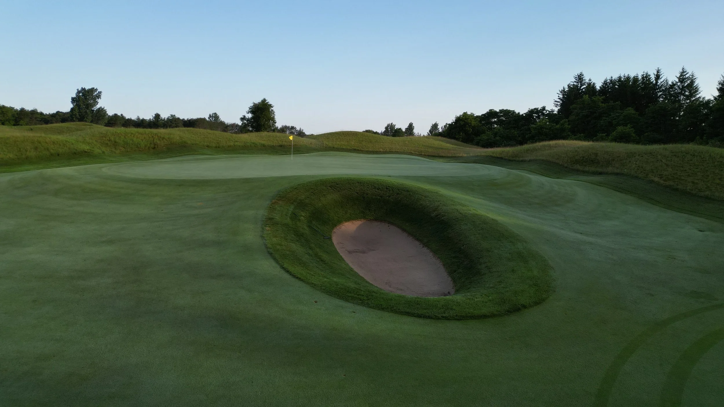 Lions mouth bunker at the par 5 16th