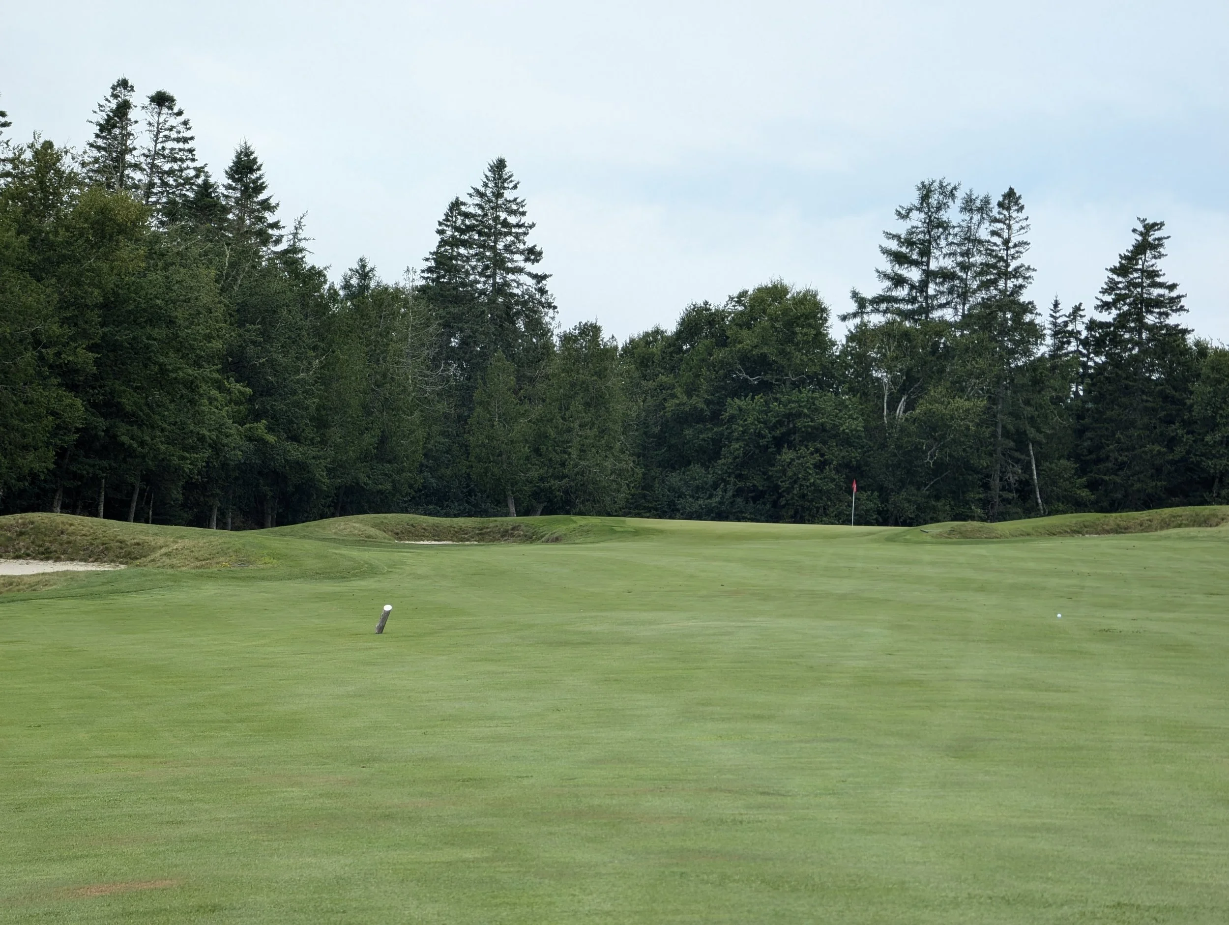 Width and deceptive angles are some of the neat features found throughout