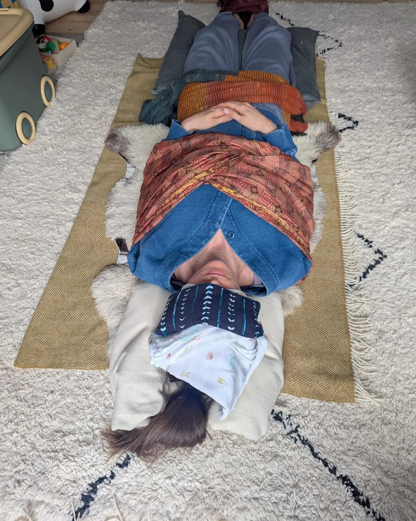 Today I had my bones closed by the incredible @joelle_yoga &mdash; a deeply moving ceremony that honours and celebrates the transformation of becoming a mother.

Bone closing is a traditional postnatal ritual, used in Ecuador and other parts of Centr