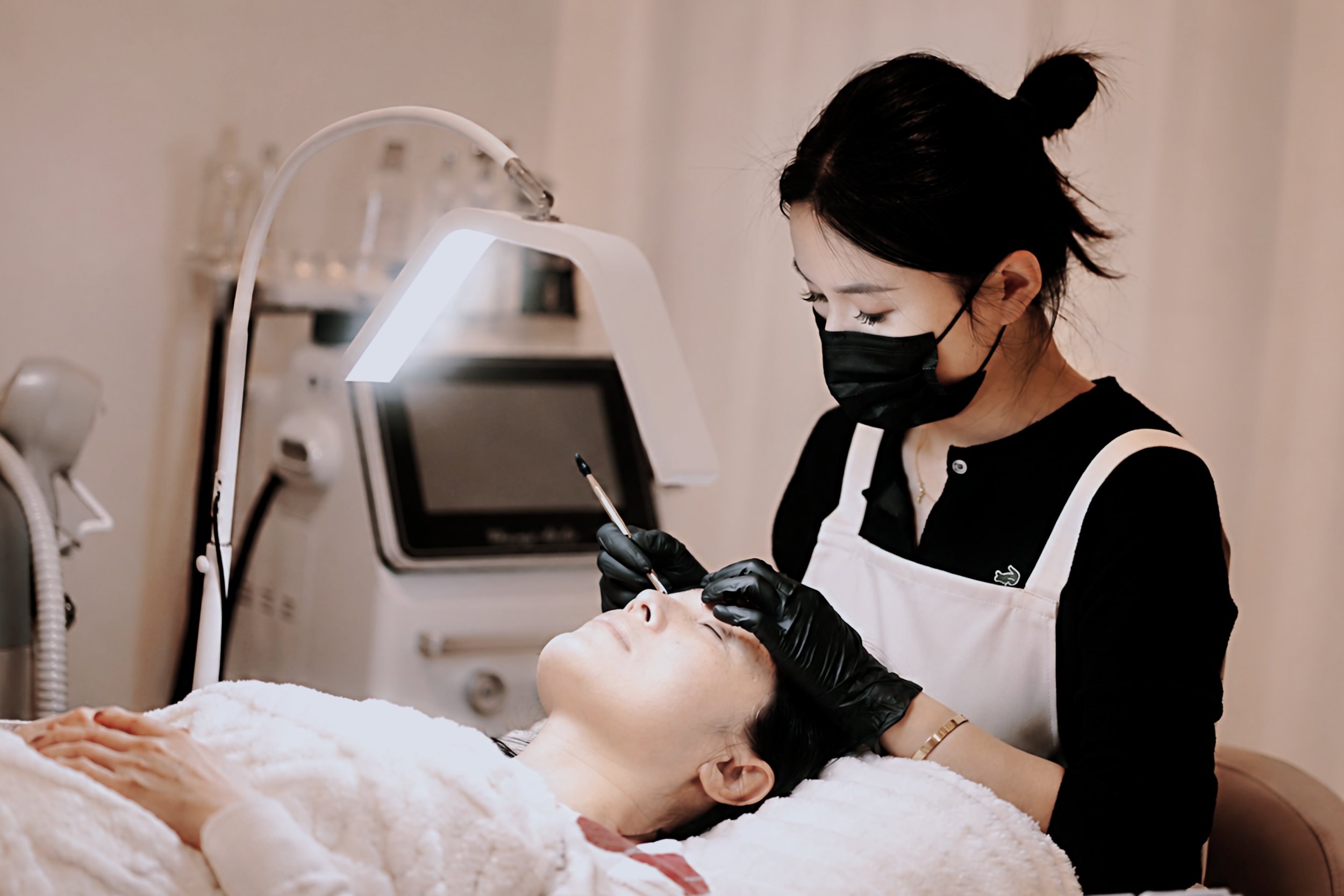 Eyelash Service