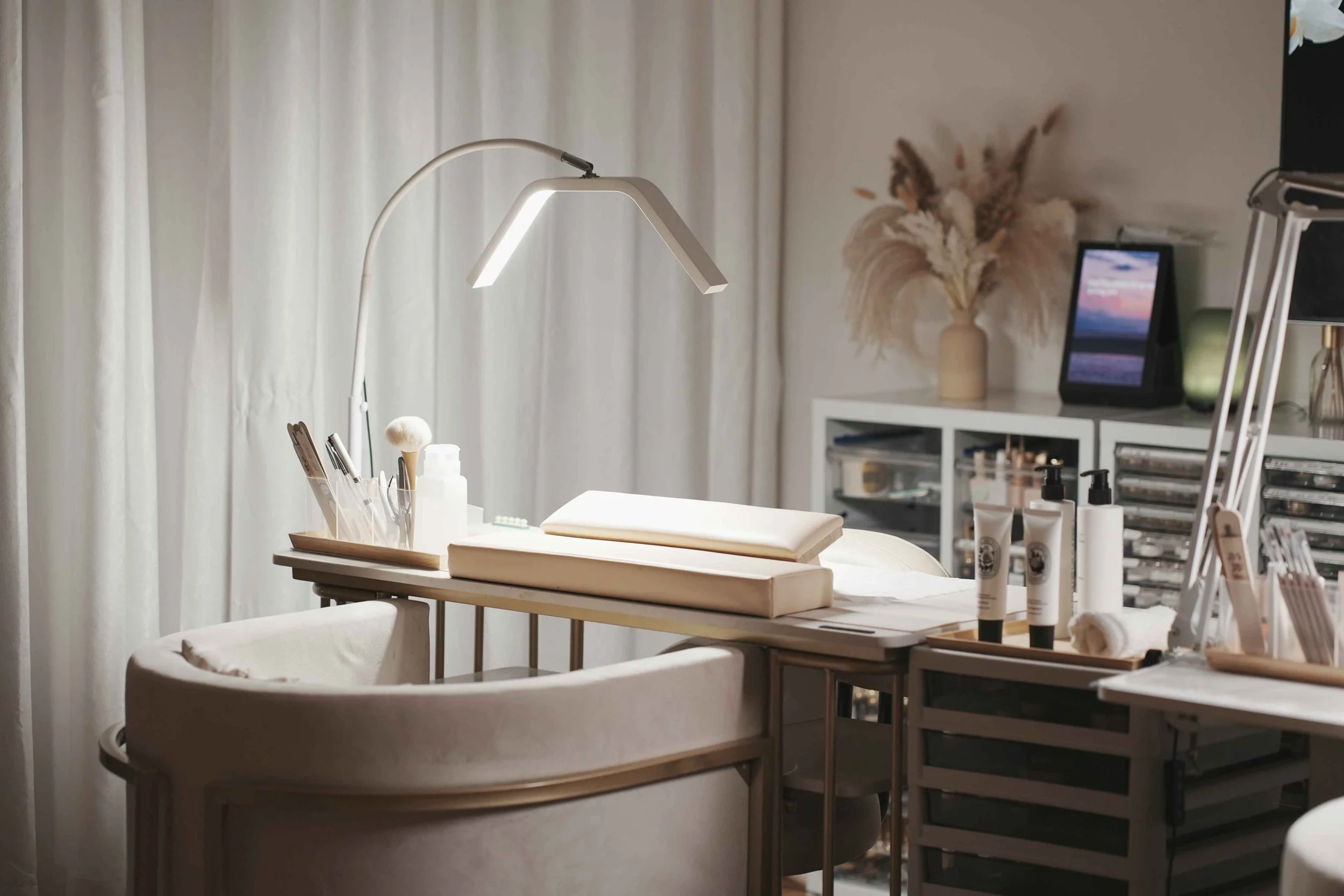 fit-beauty-nail-area.jpg